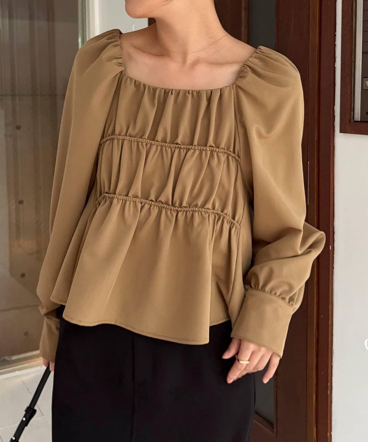 【前後兩穿設計】方領泡泡袖襯衫