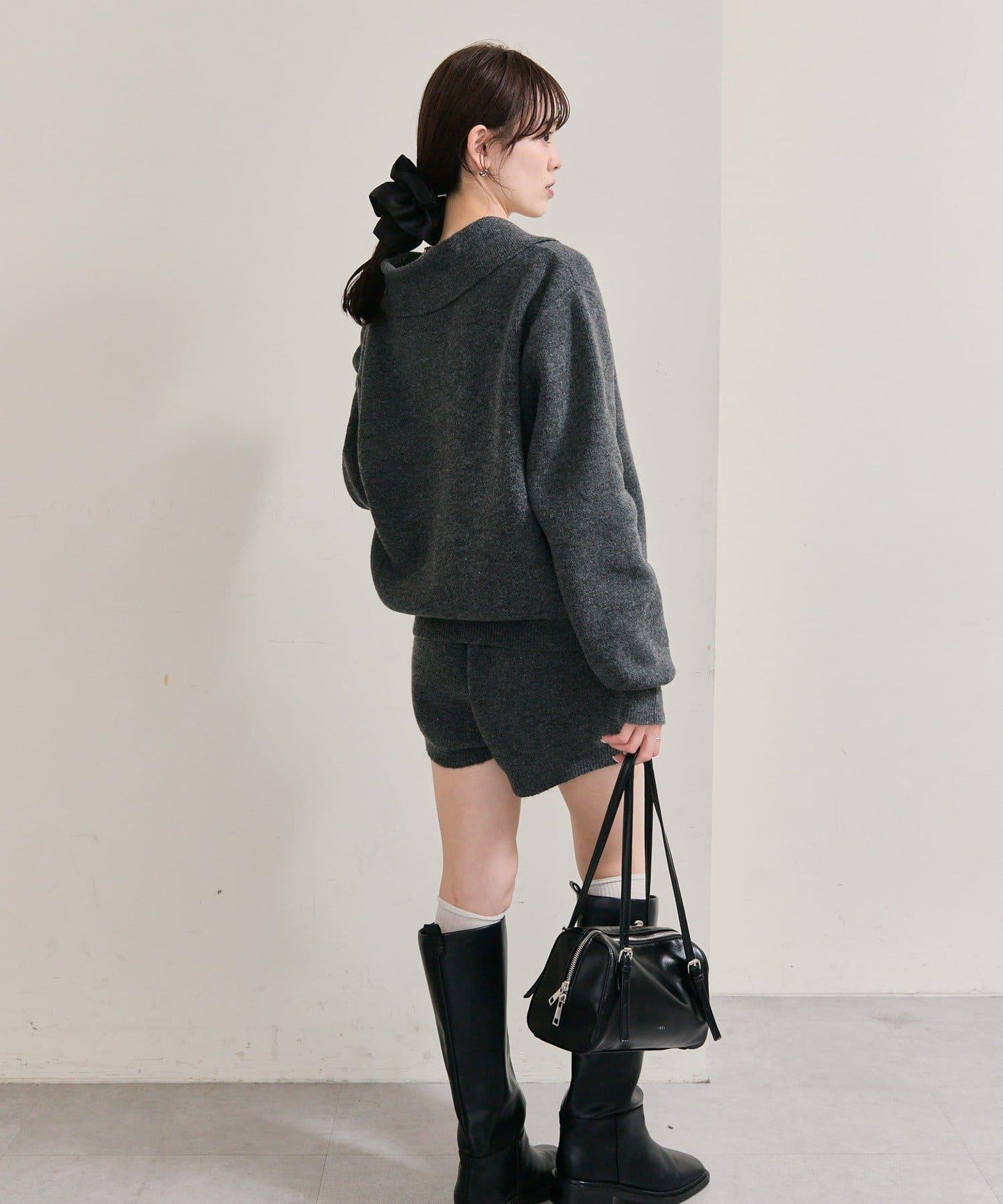 帶領片針織開衫