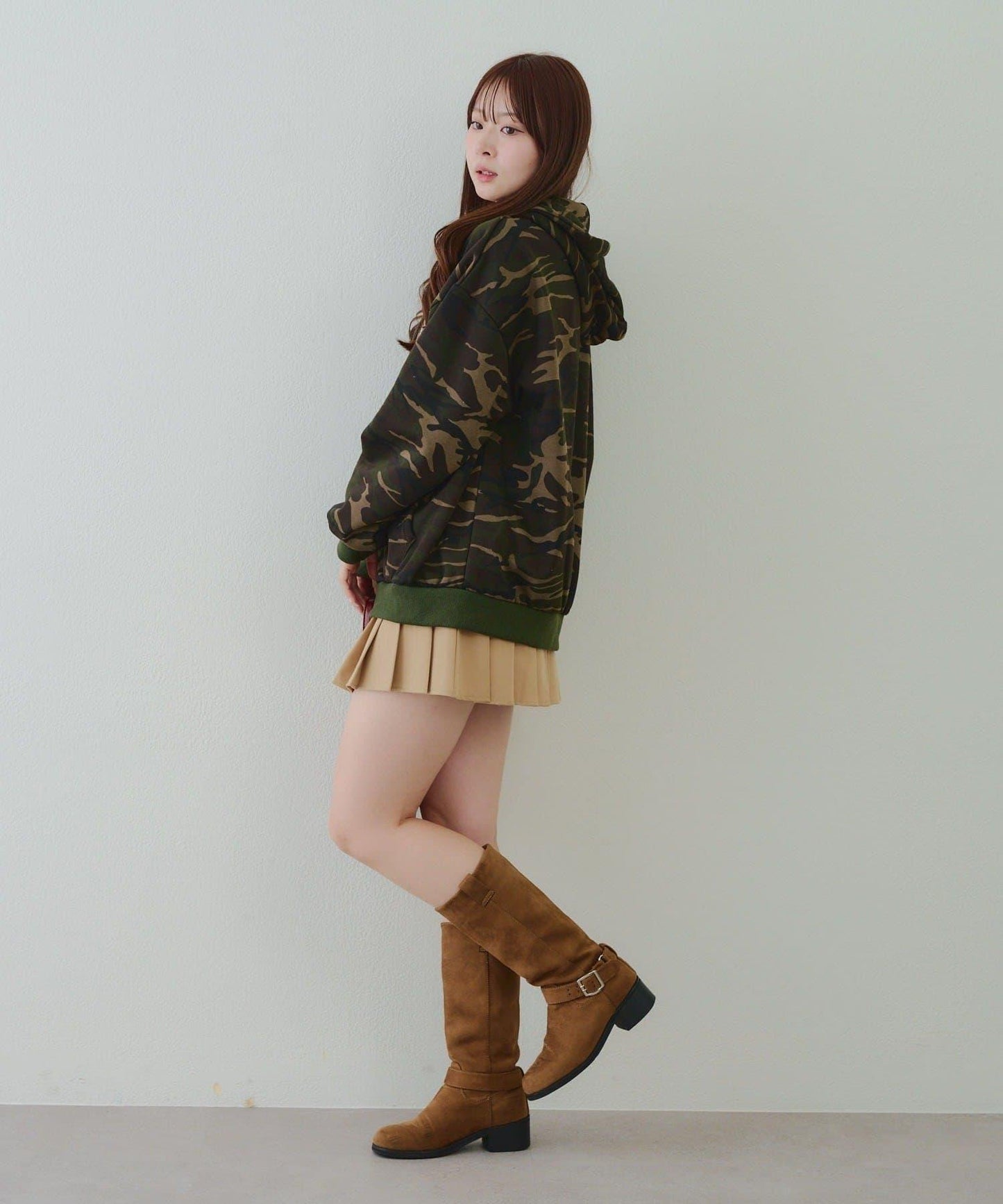 大LOGO拉鍊連帽衛衣