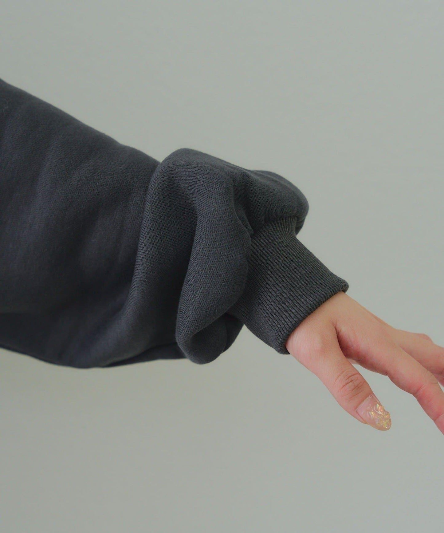 大LOGO拉鍊連帽衛衣