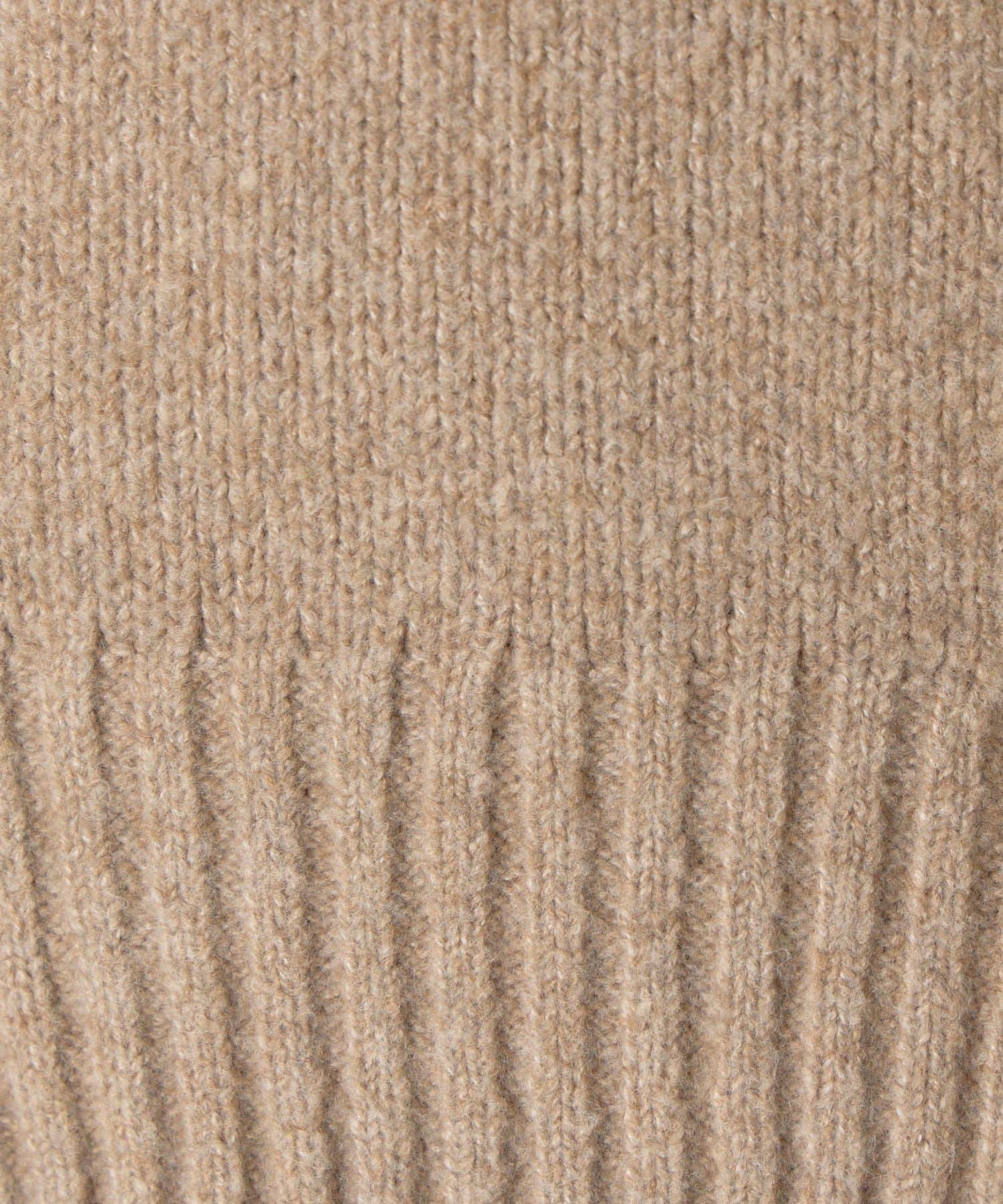 羊毛感圓領針織衫