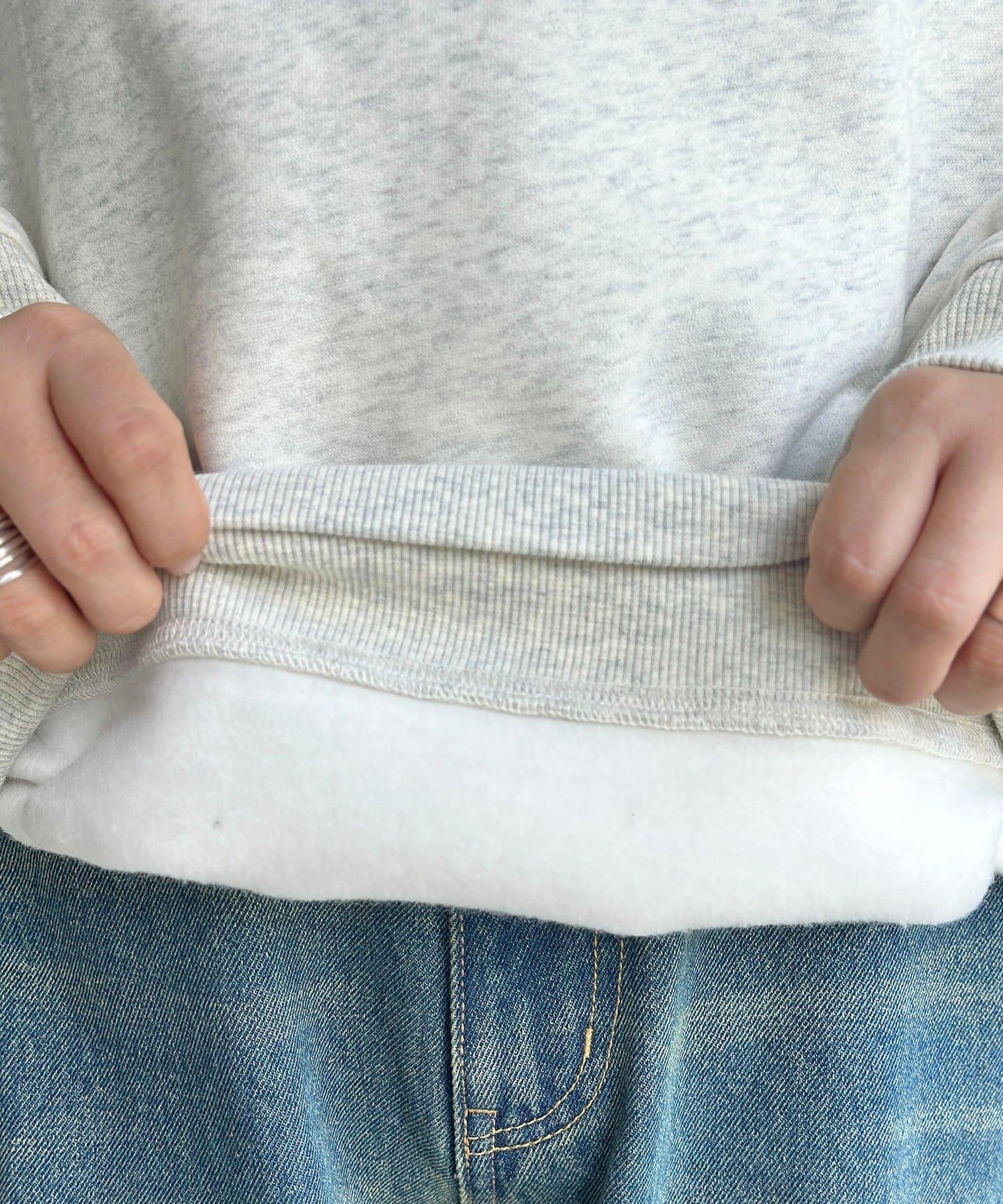 加絨花朵貼布衛衣