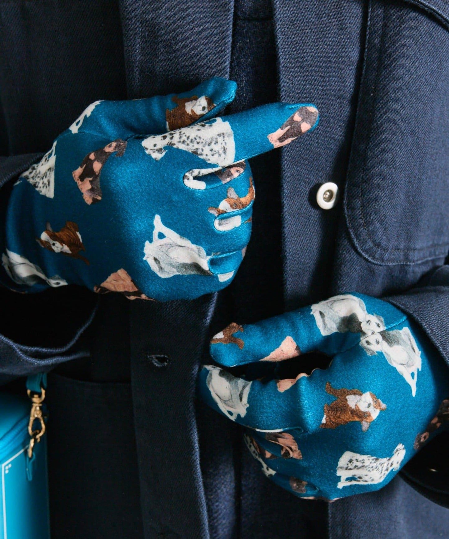 【CRISPINO VALENTINO】全印花手套