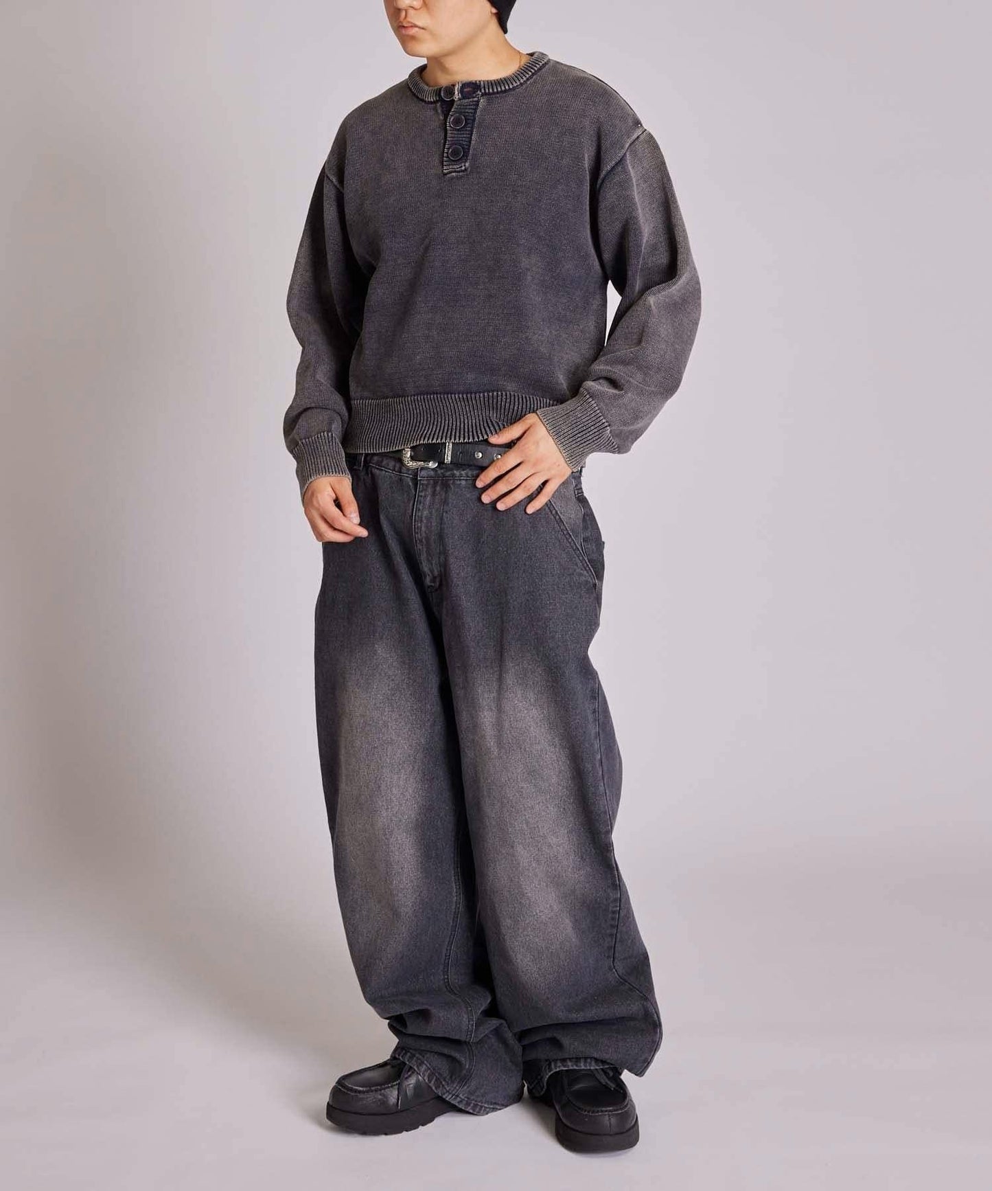 【KOOKY'N】水洗做舊亨利領針織衫