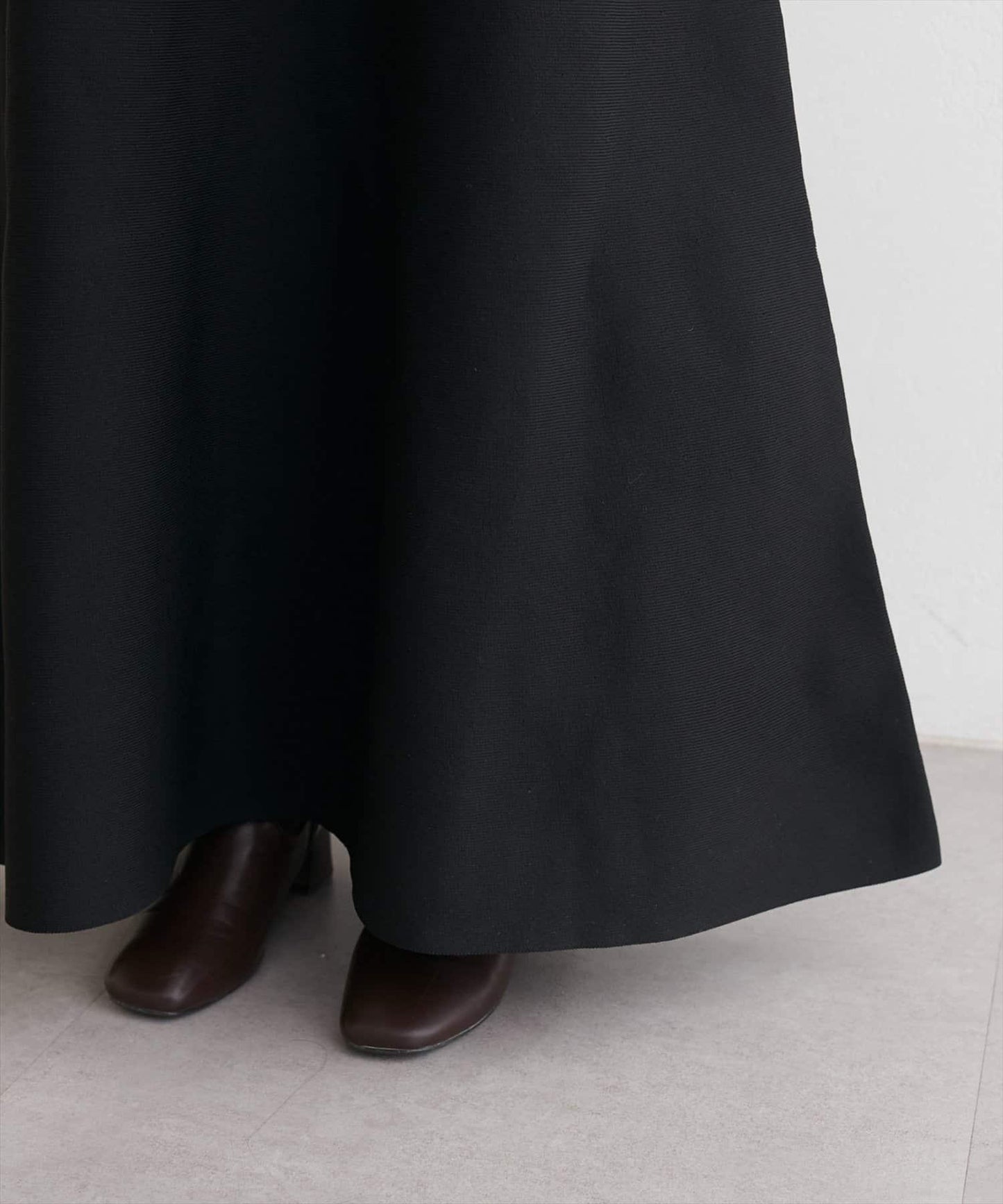 拼色翻領針織連衣裙