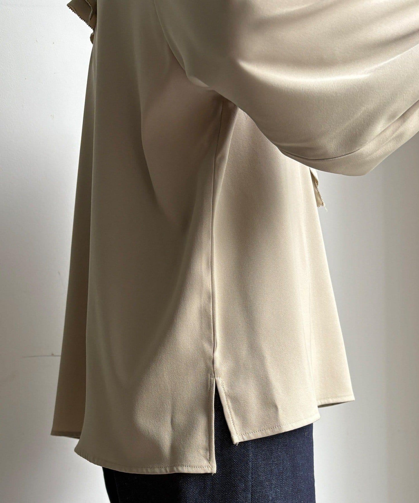 【WEB限定】ピコフリルカラーブラウス