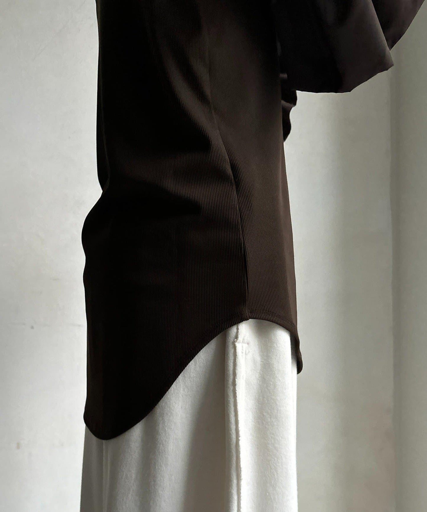 泡泡袖羅紋上衣