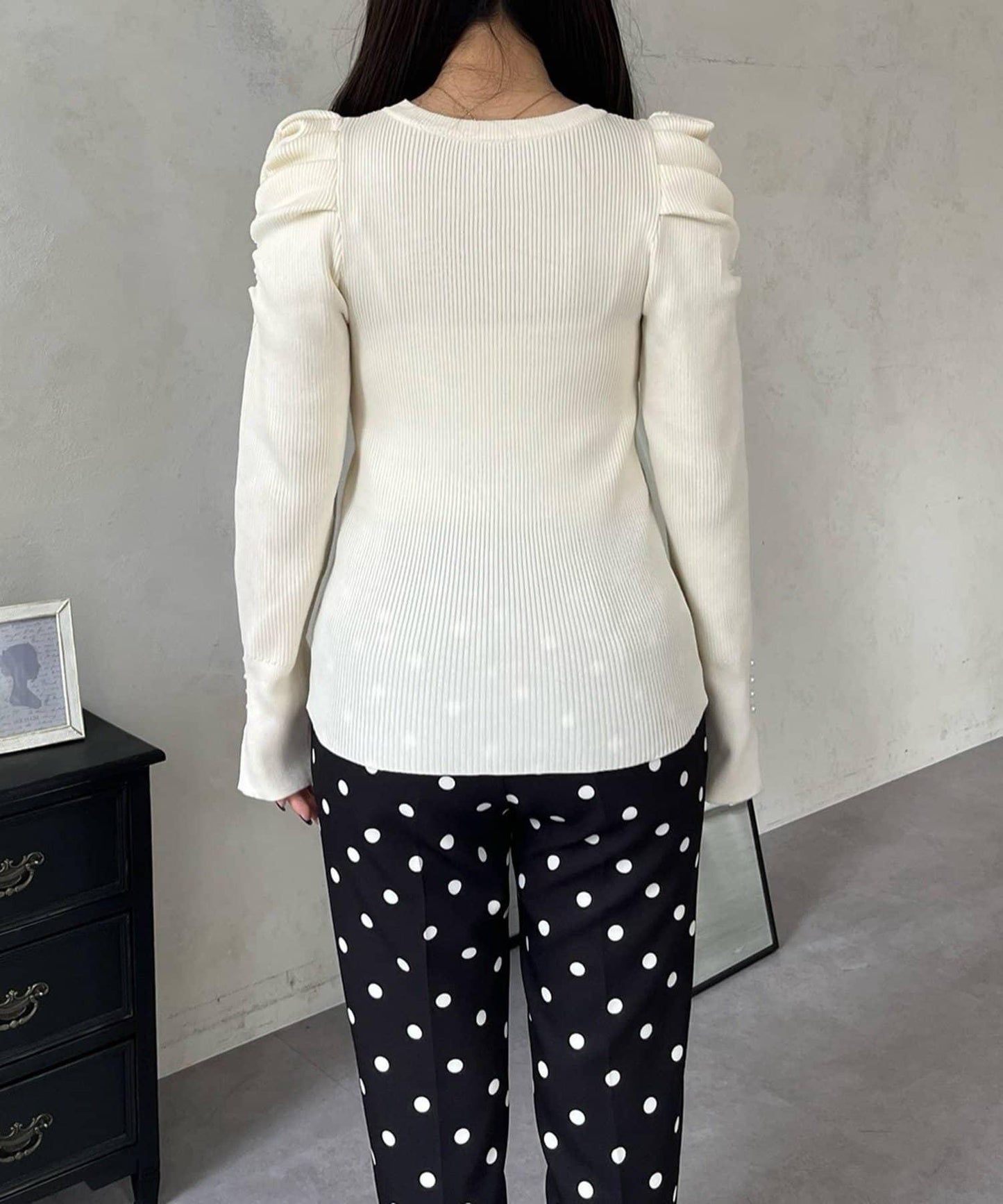 袖珍珠泡泡袖羅紋針織衫