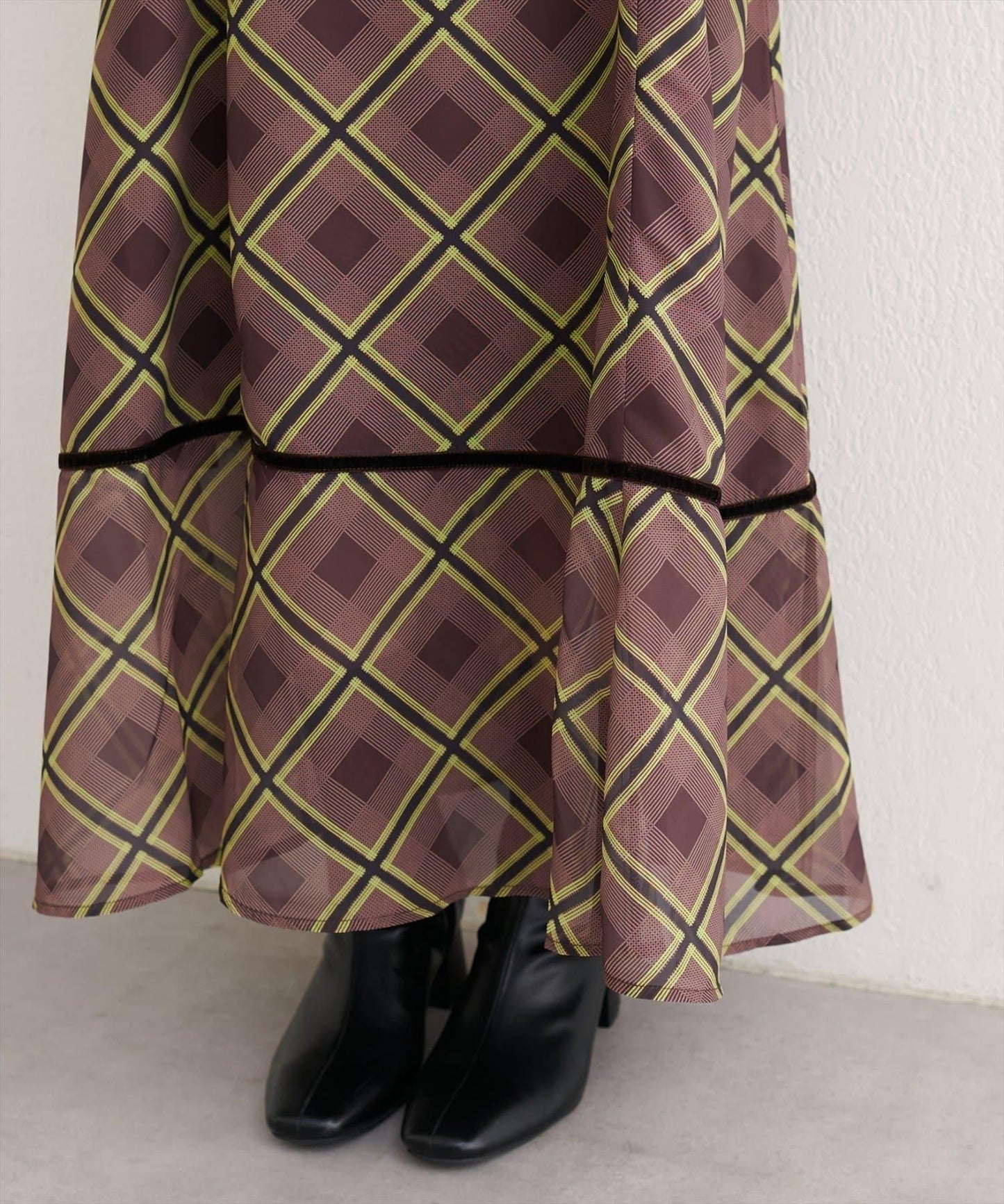 【natural couture】天鵝絨拼接吊帶連衣裙