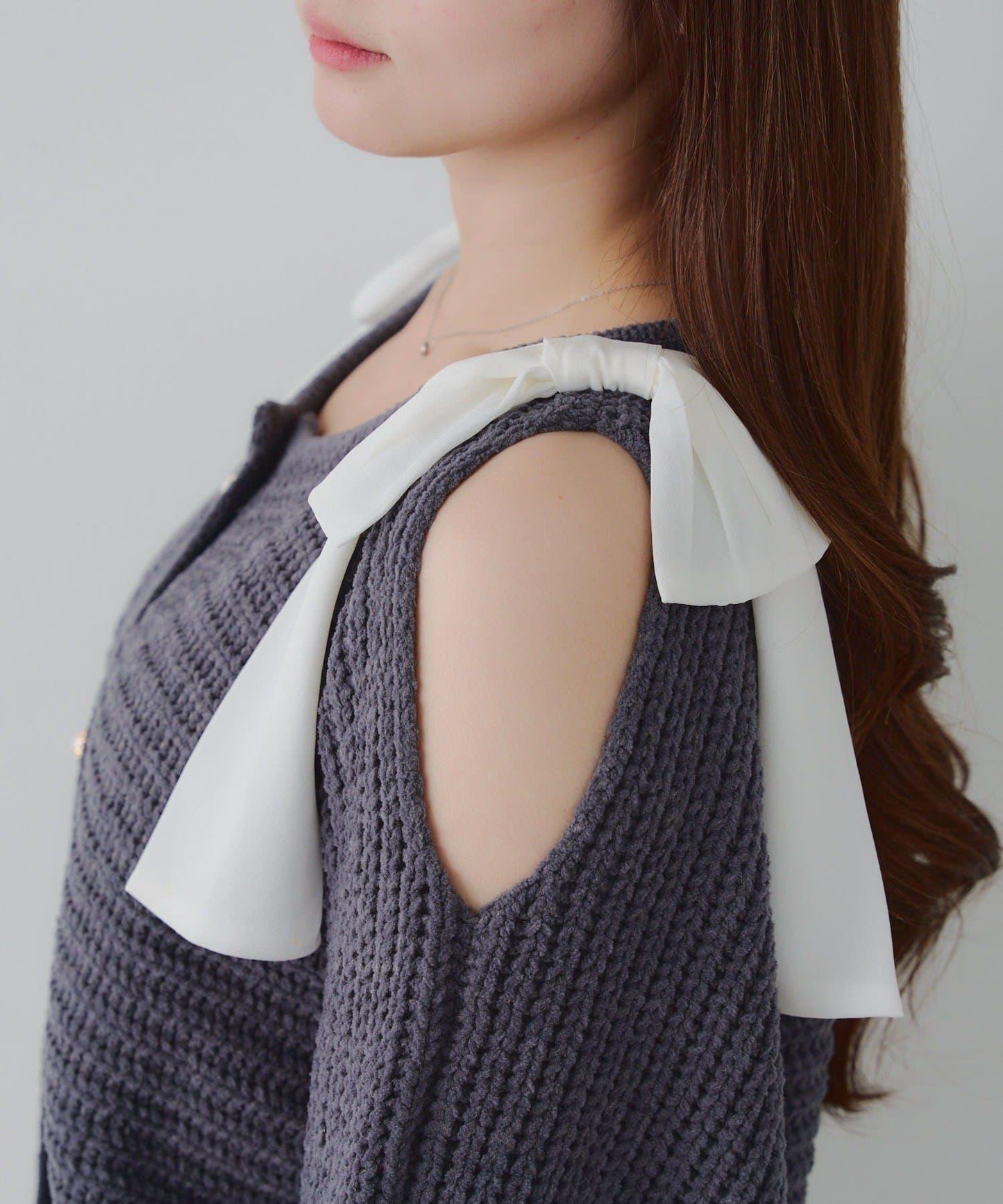 【RMAF】肩部蝴蝶結毛絨套頭衫