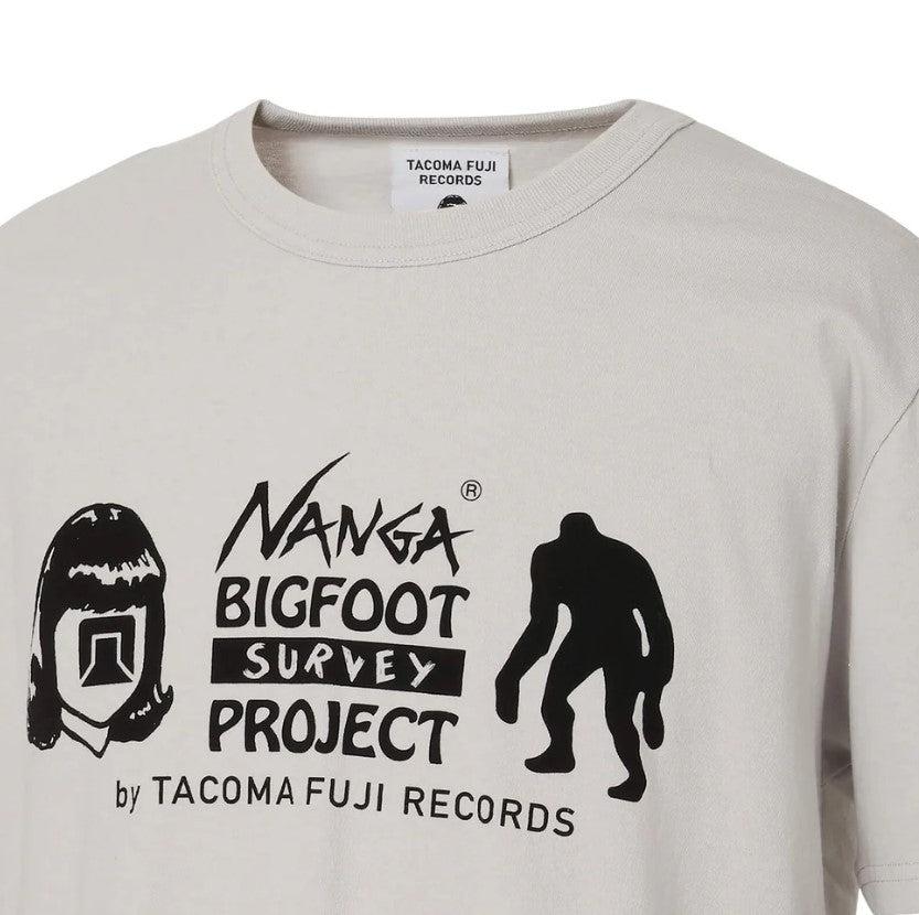 NANGA / NANGA x TACOMA FUJI RECORDS BIGFOOT SURVEY PROJECT LOGO印花短袖T恤