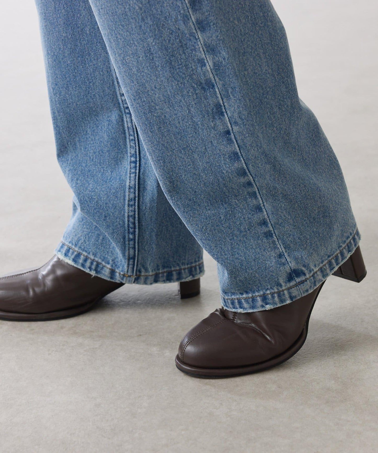 【顯腿長&美腿效果◎】Q.anos直筒牛仔褲