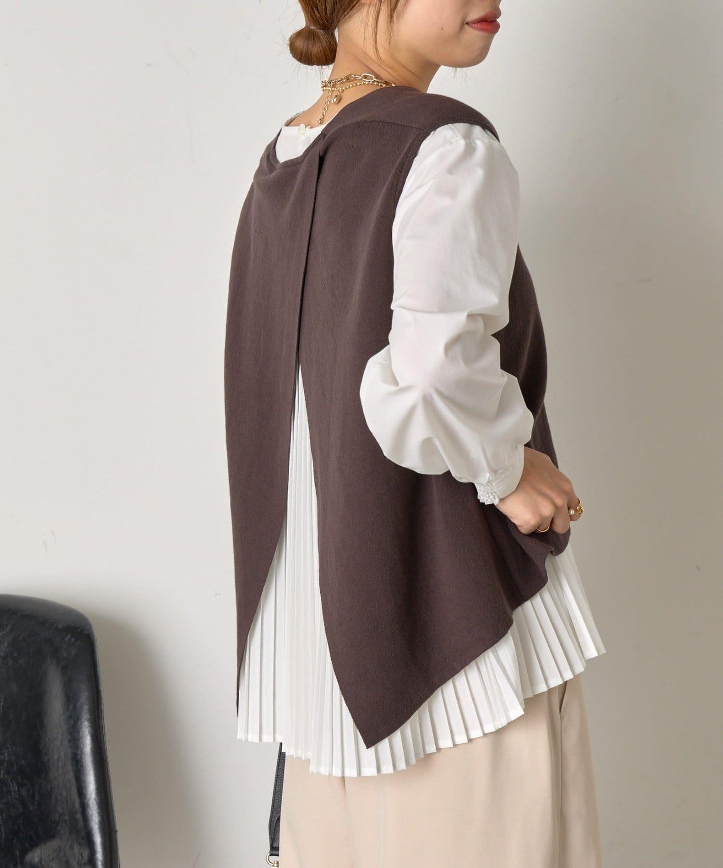 百褶襯衫馬甲套裝