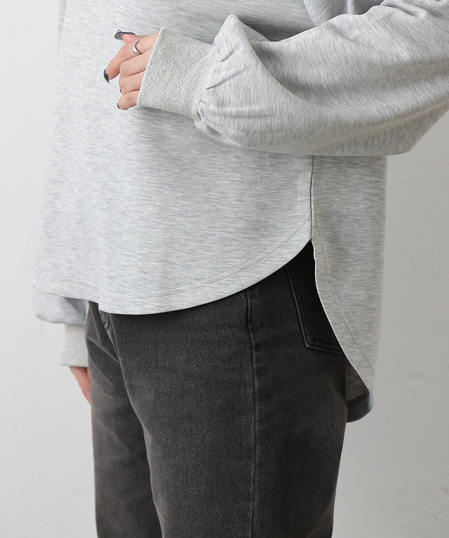 箱型背部拉鍊套頭衫