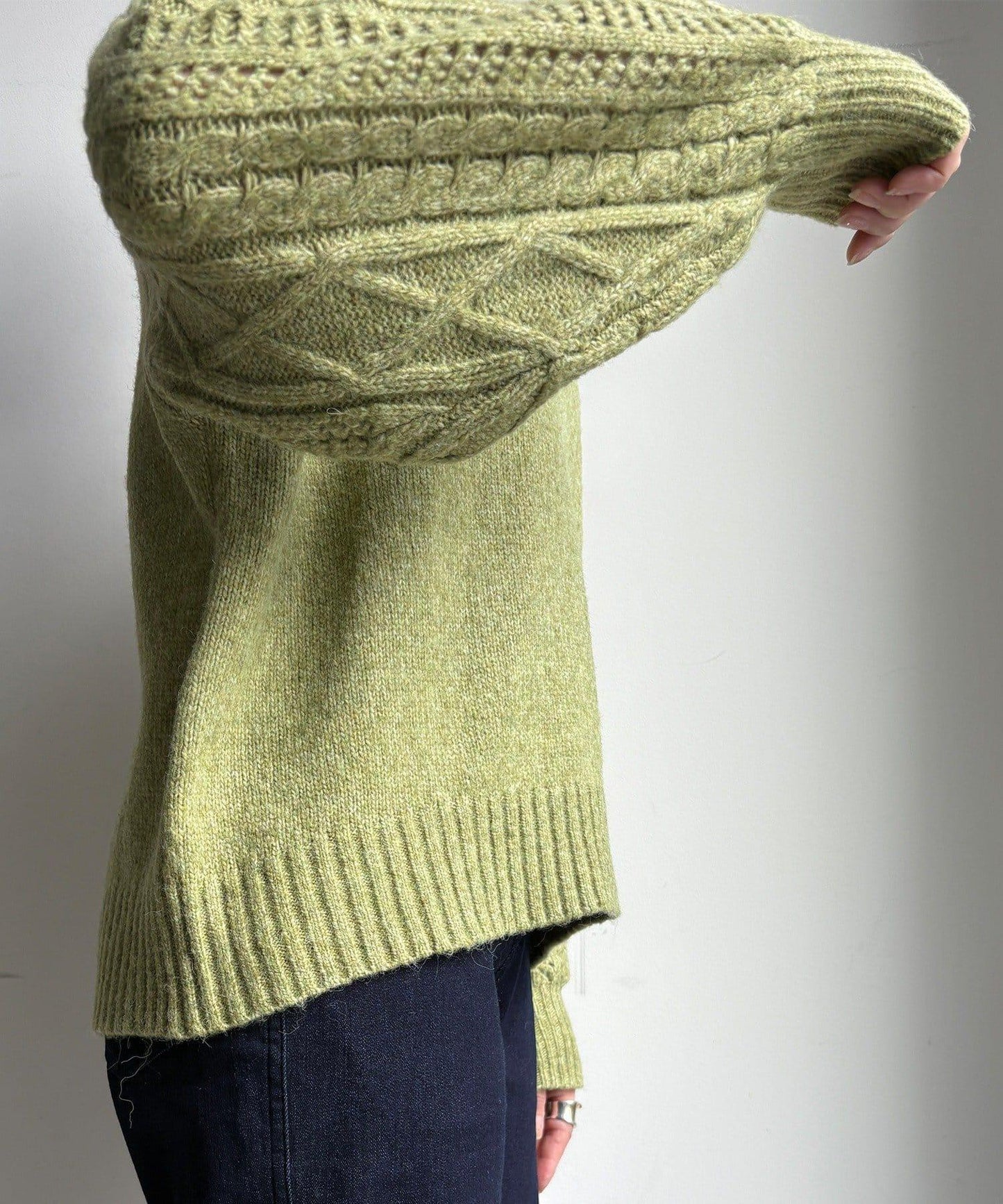 鏤空麻花拼接插肩套頭衫