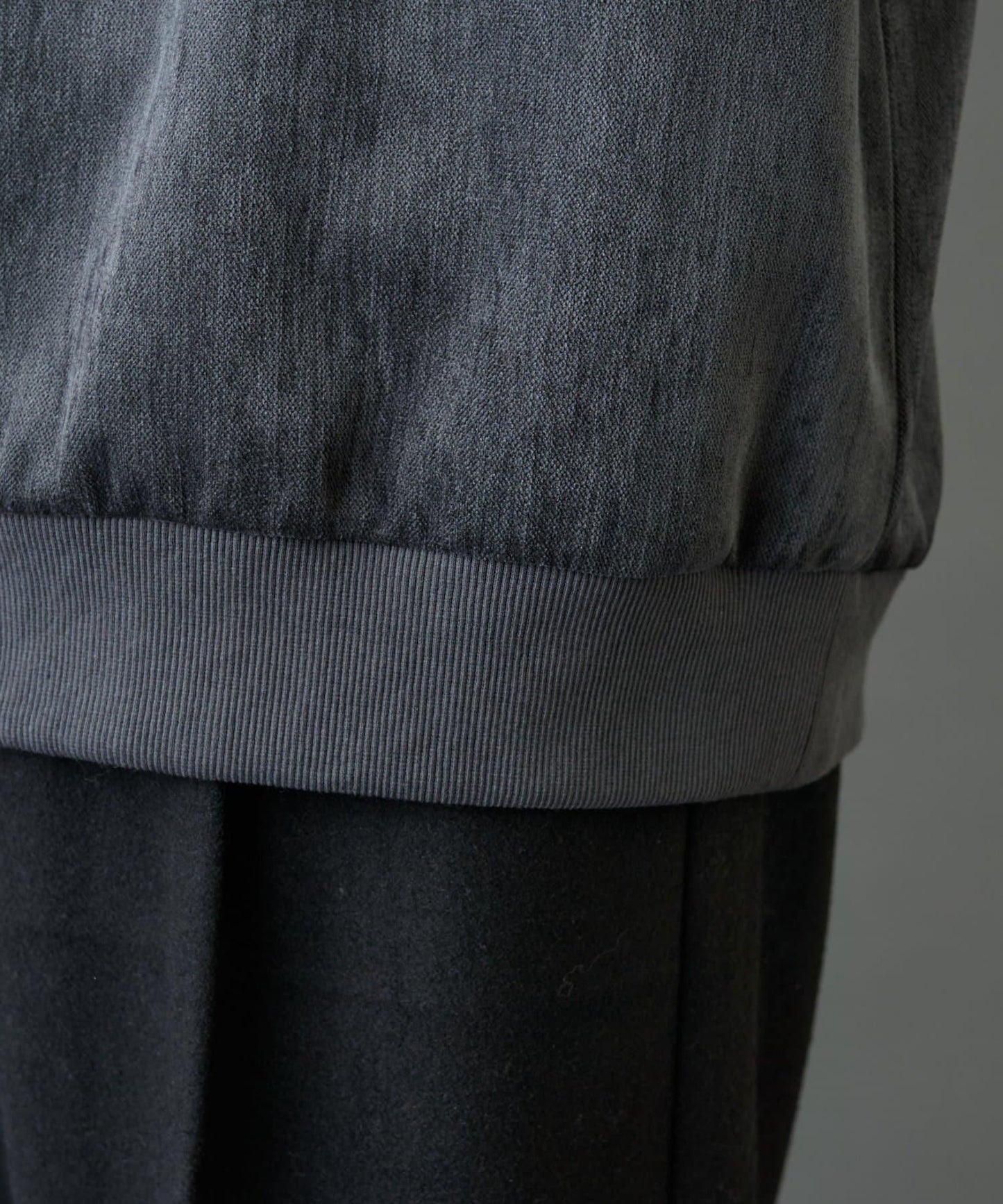 漸變色毛圈圓領套頭衫