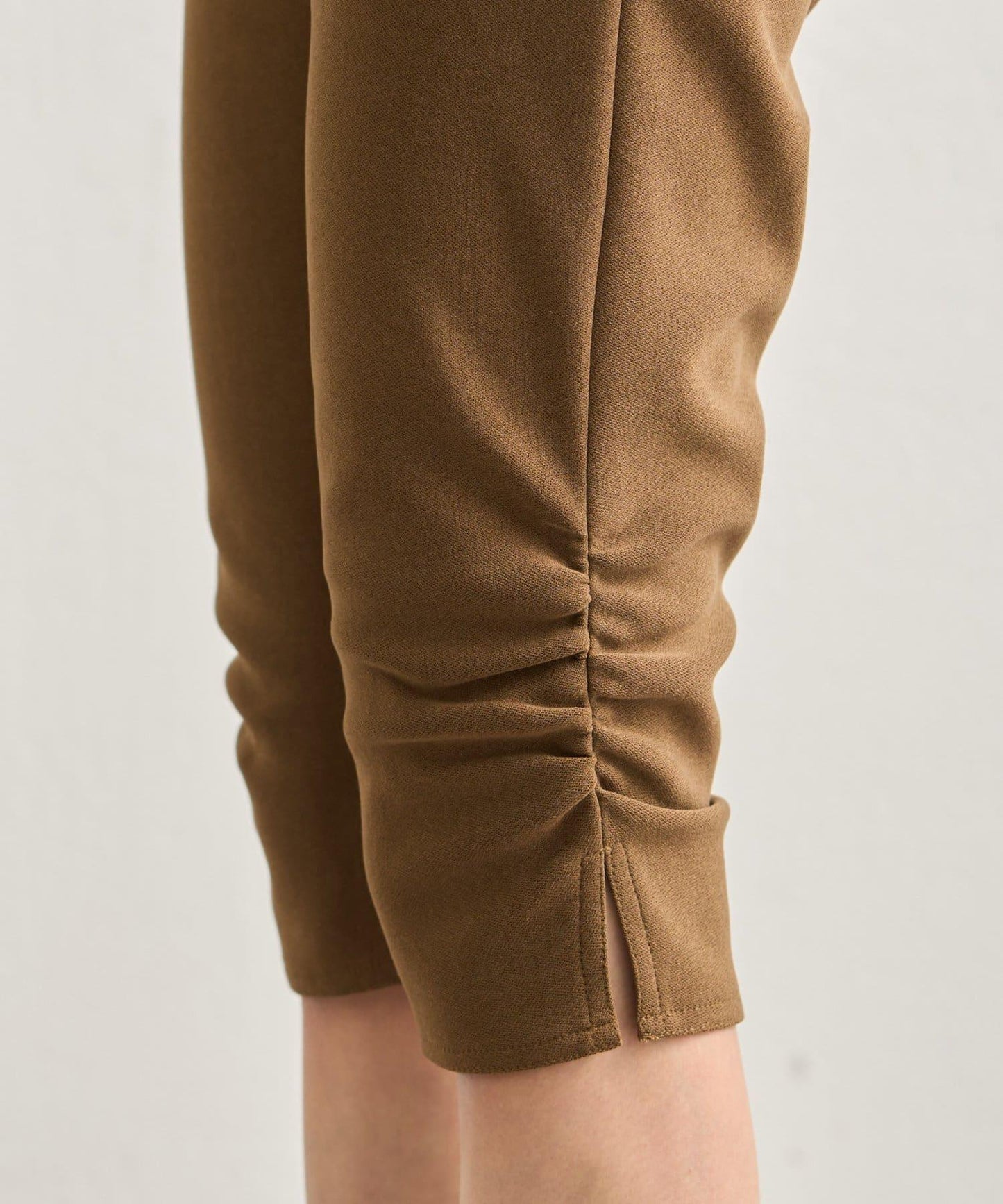 下襬褶皺騎行褲