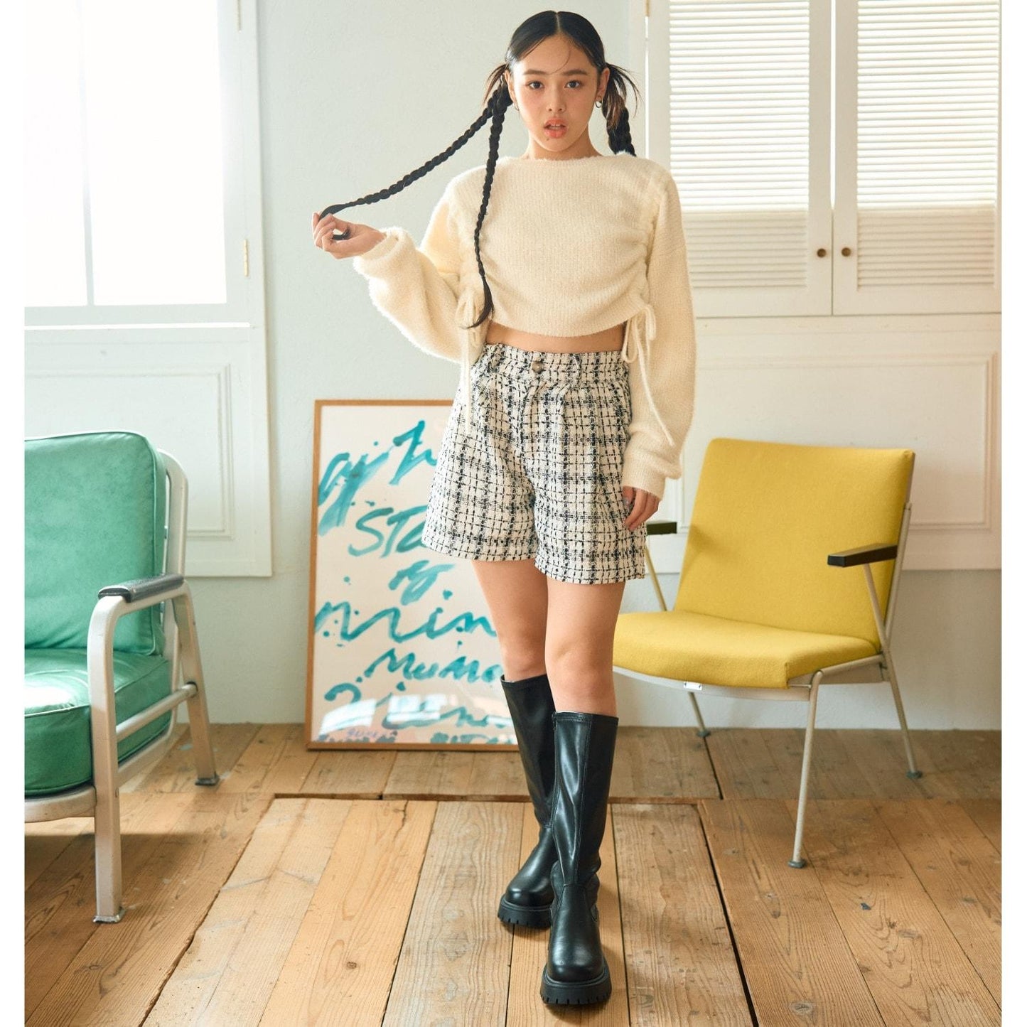 時尚顯瘦假日粗花呢短褲