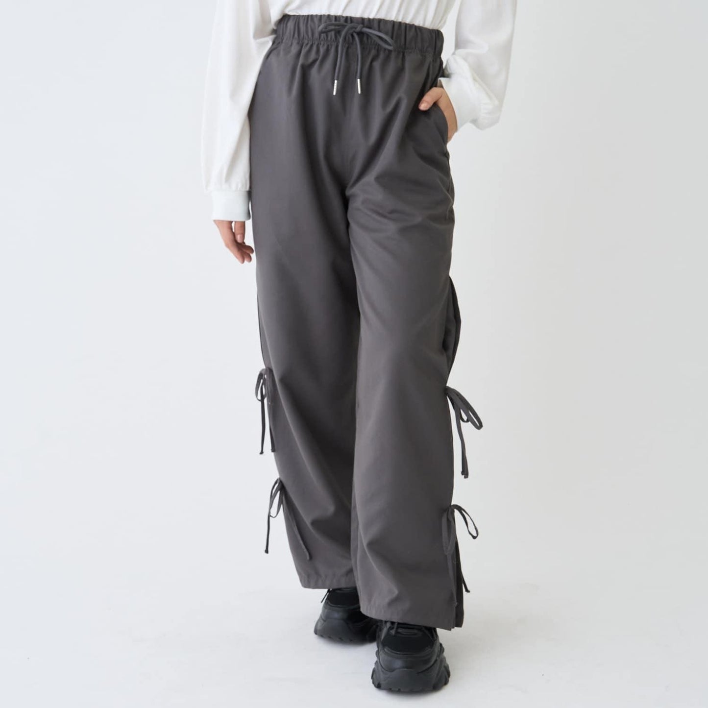 【吸水速幹】開叉蝴蝶結褲