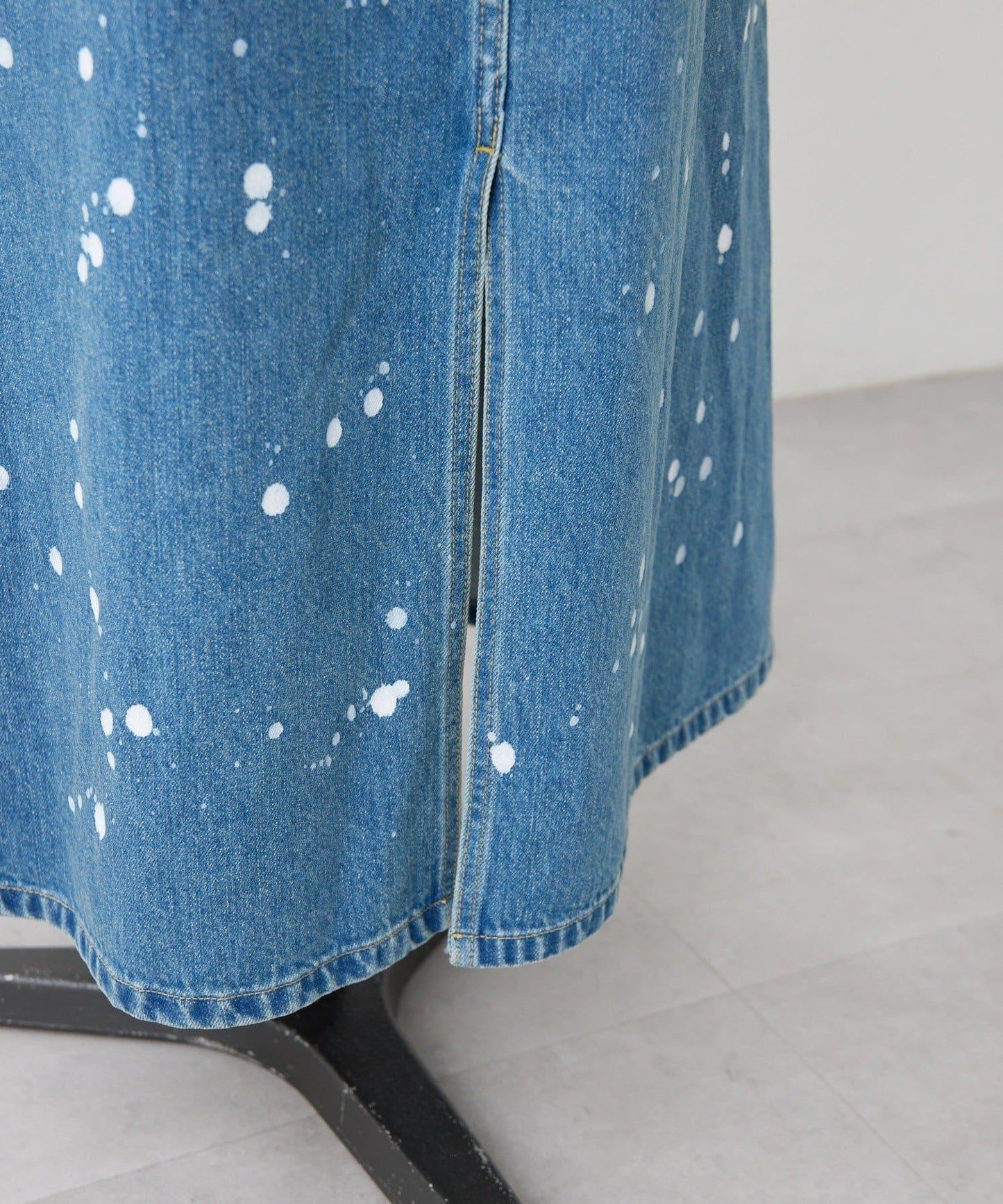 塗鴉牛仔吊帶連衣裙【SUM1 STYLE】