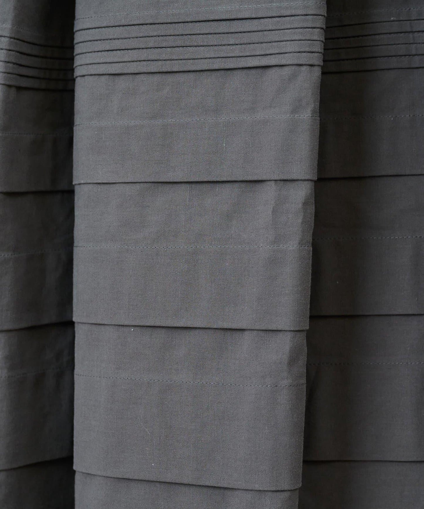 【GEMINI】波浪邊刺繡半身裙