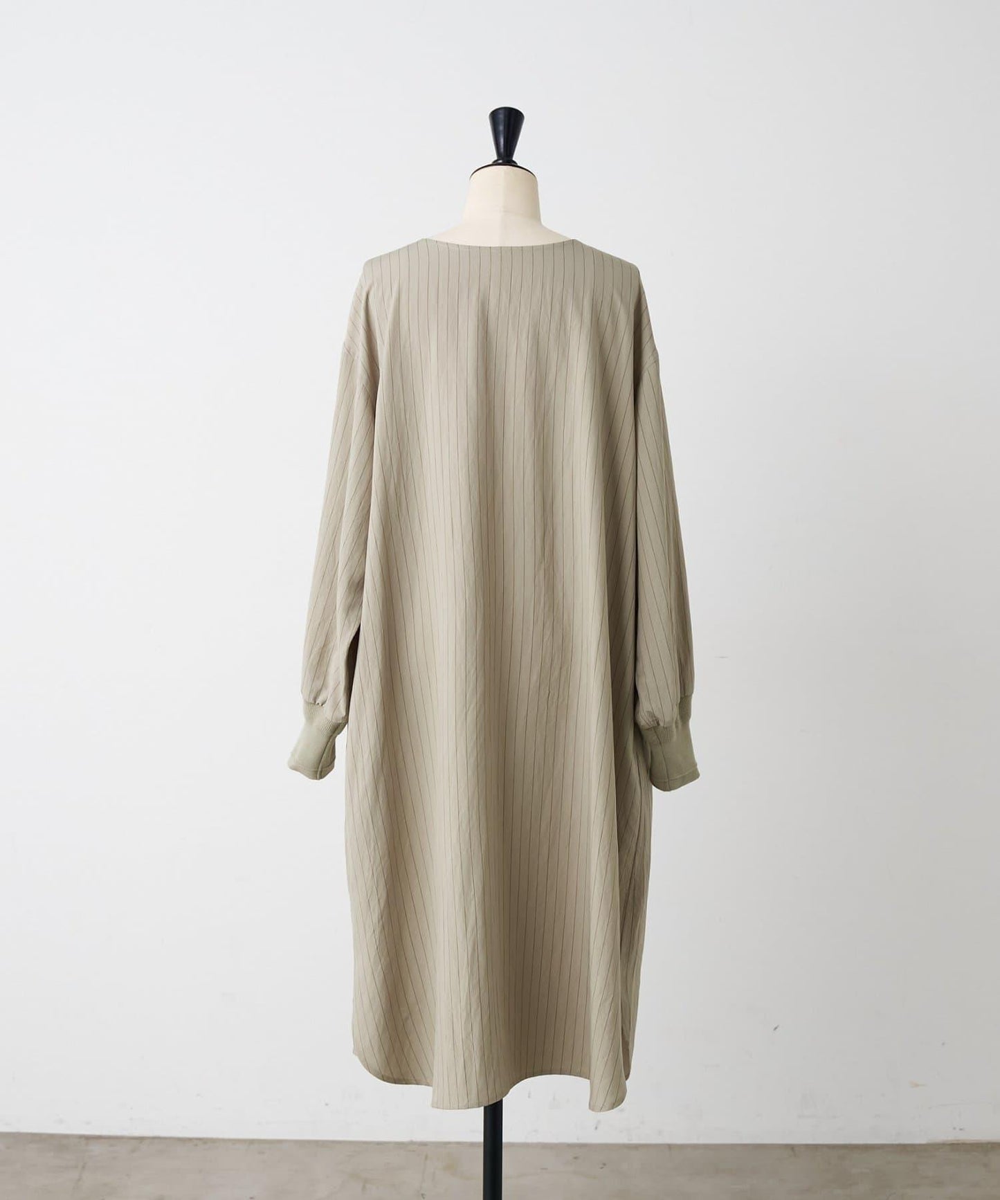 袖口針織襯衫連衣裙