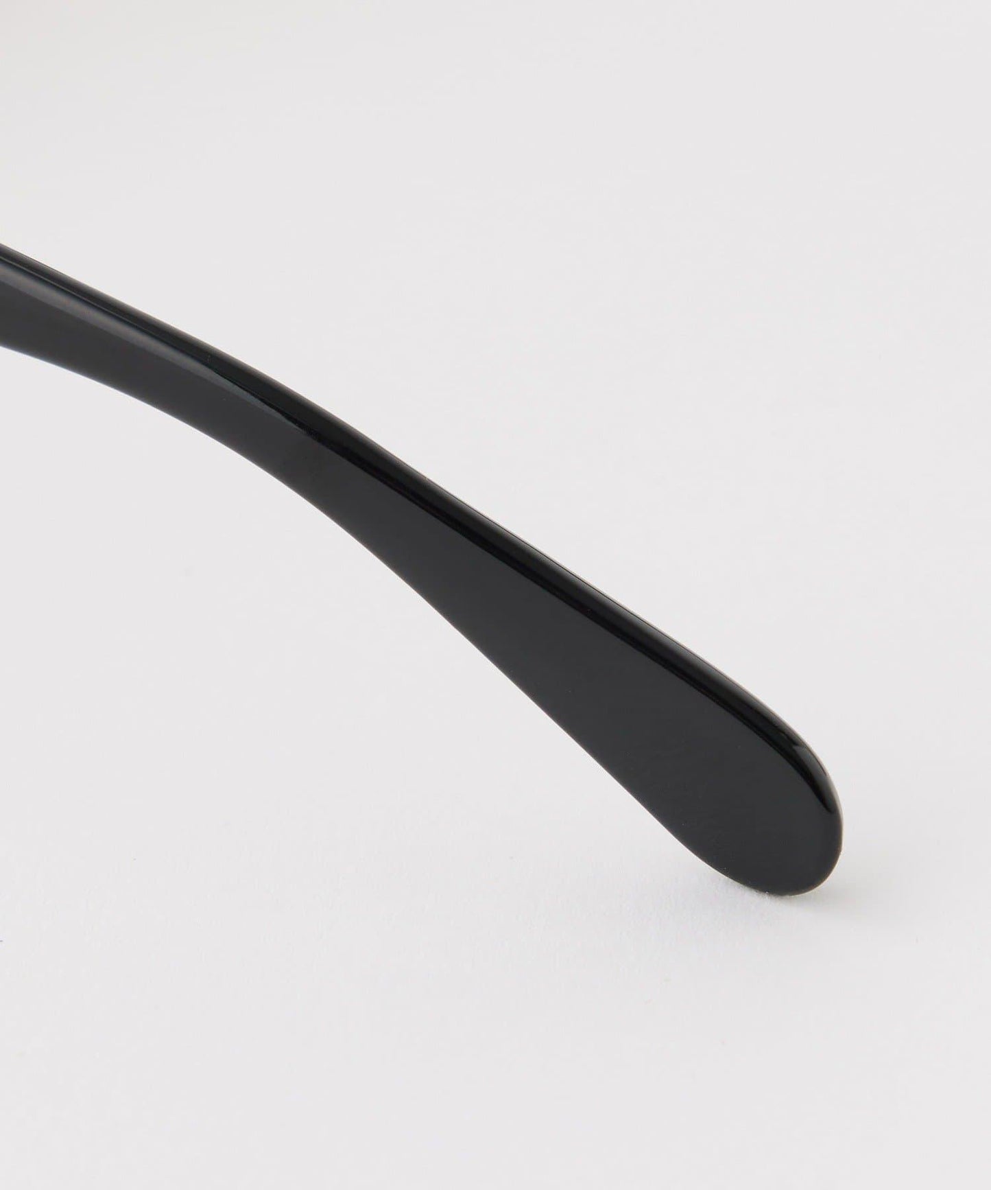 黑框變色鏡片眼鏡