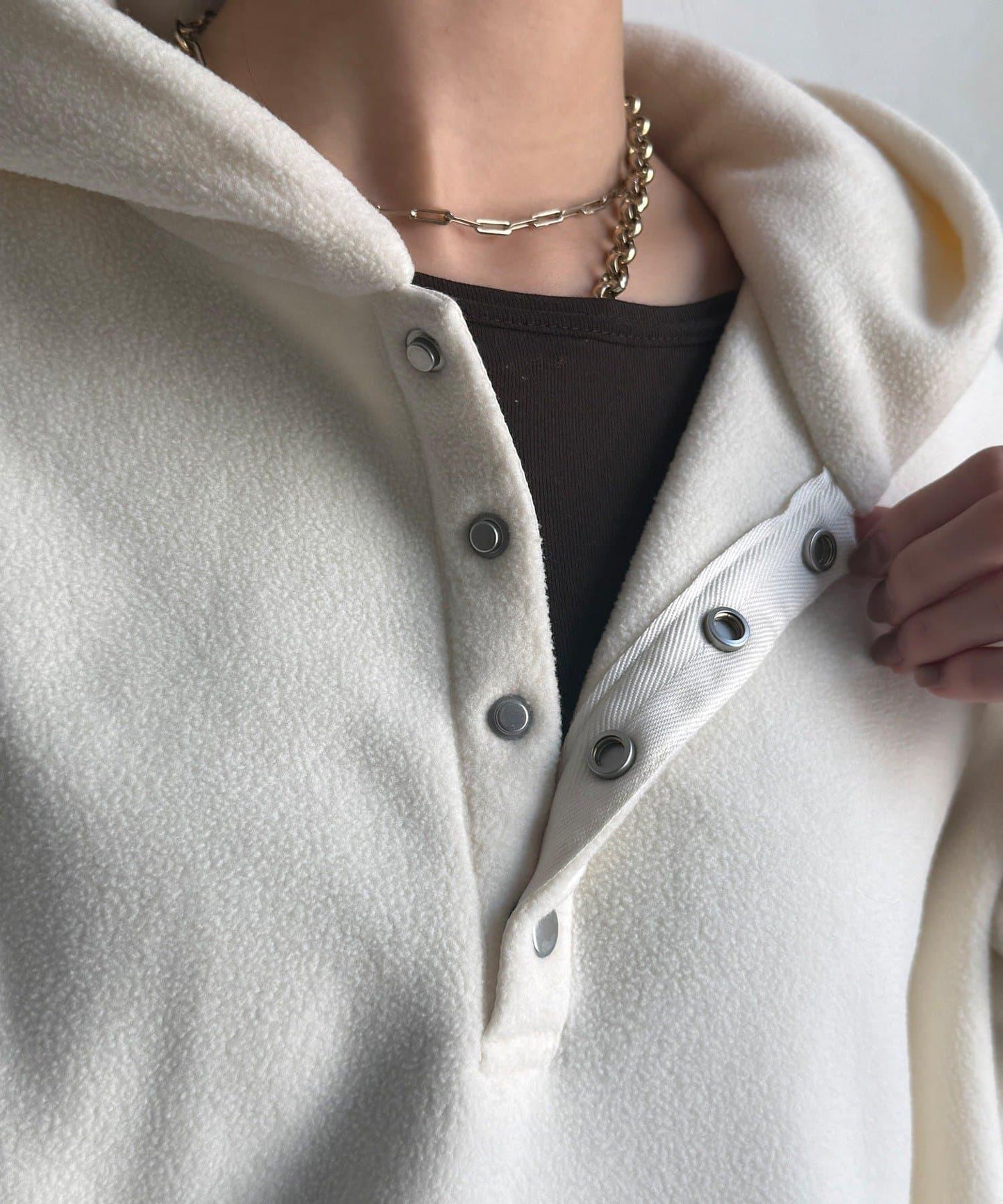 抓絨按扣套頭衫