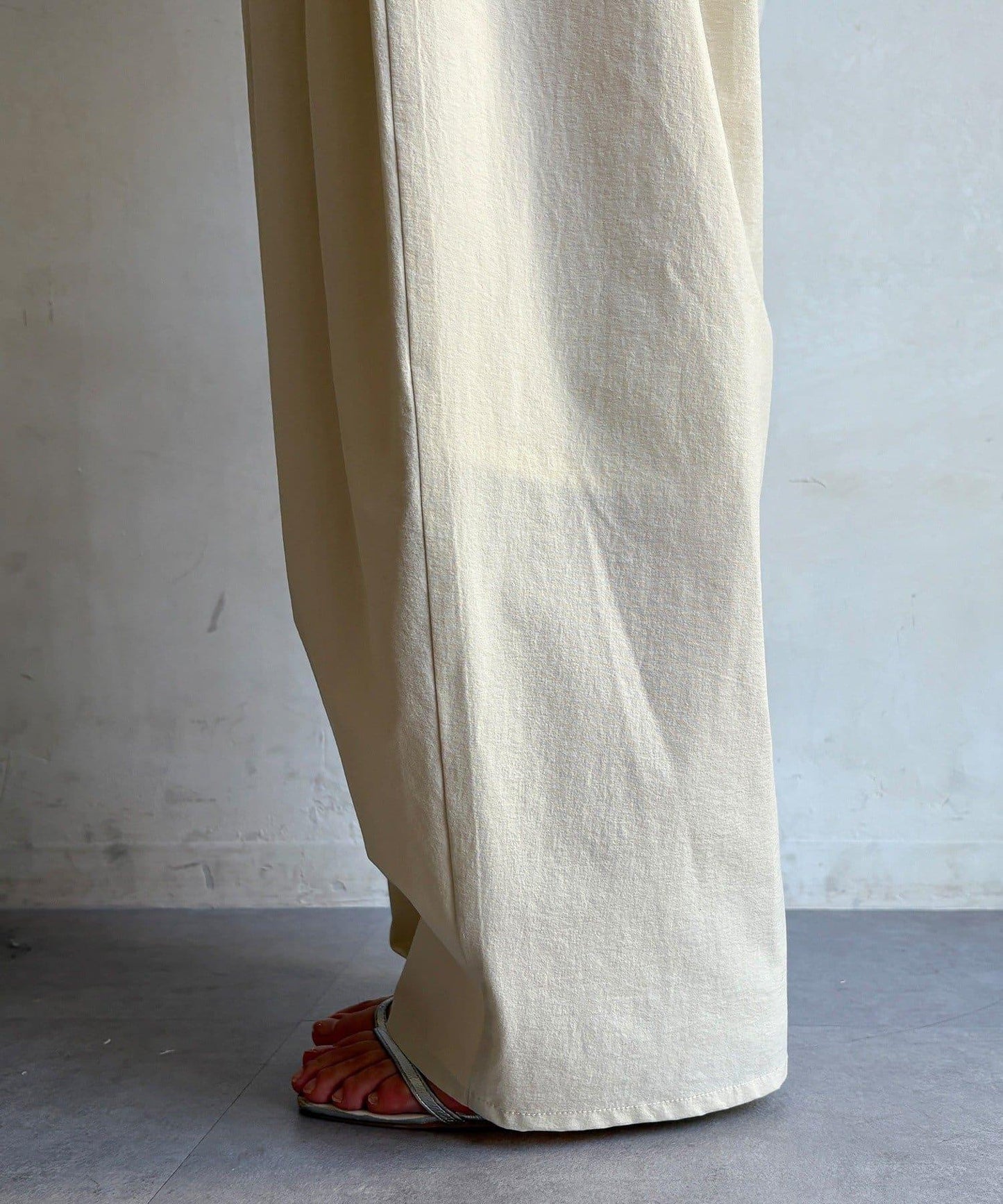 尼龍彈力褶皺束口褲