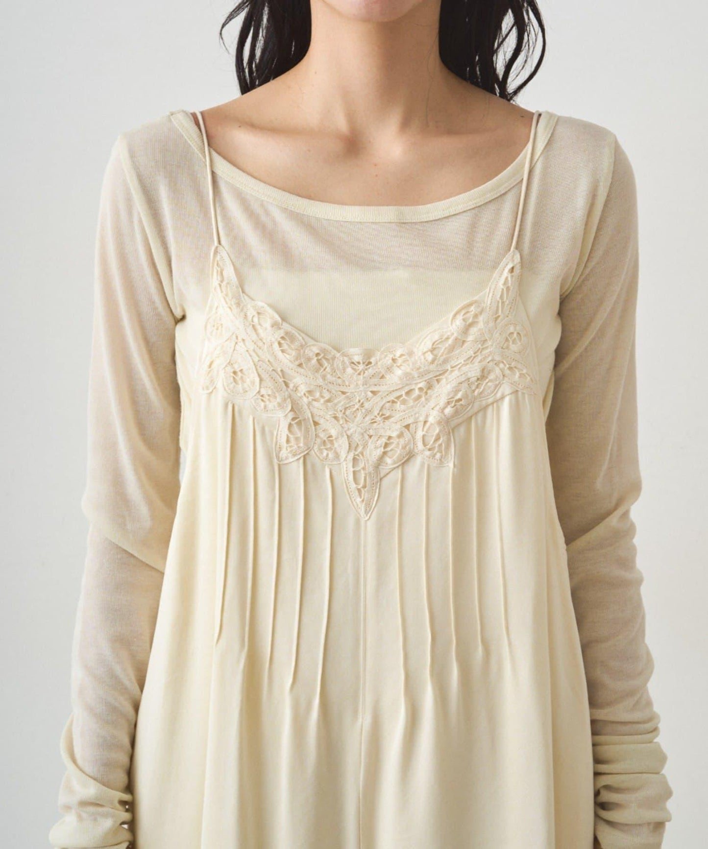 蕾絲緞面吊帶連體褲