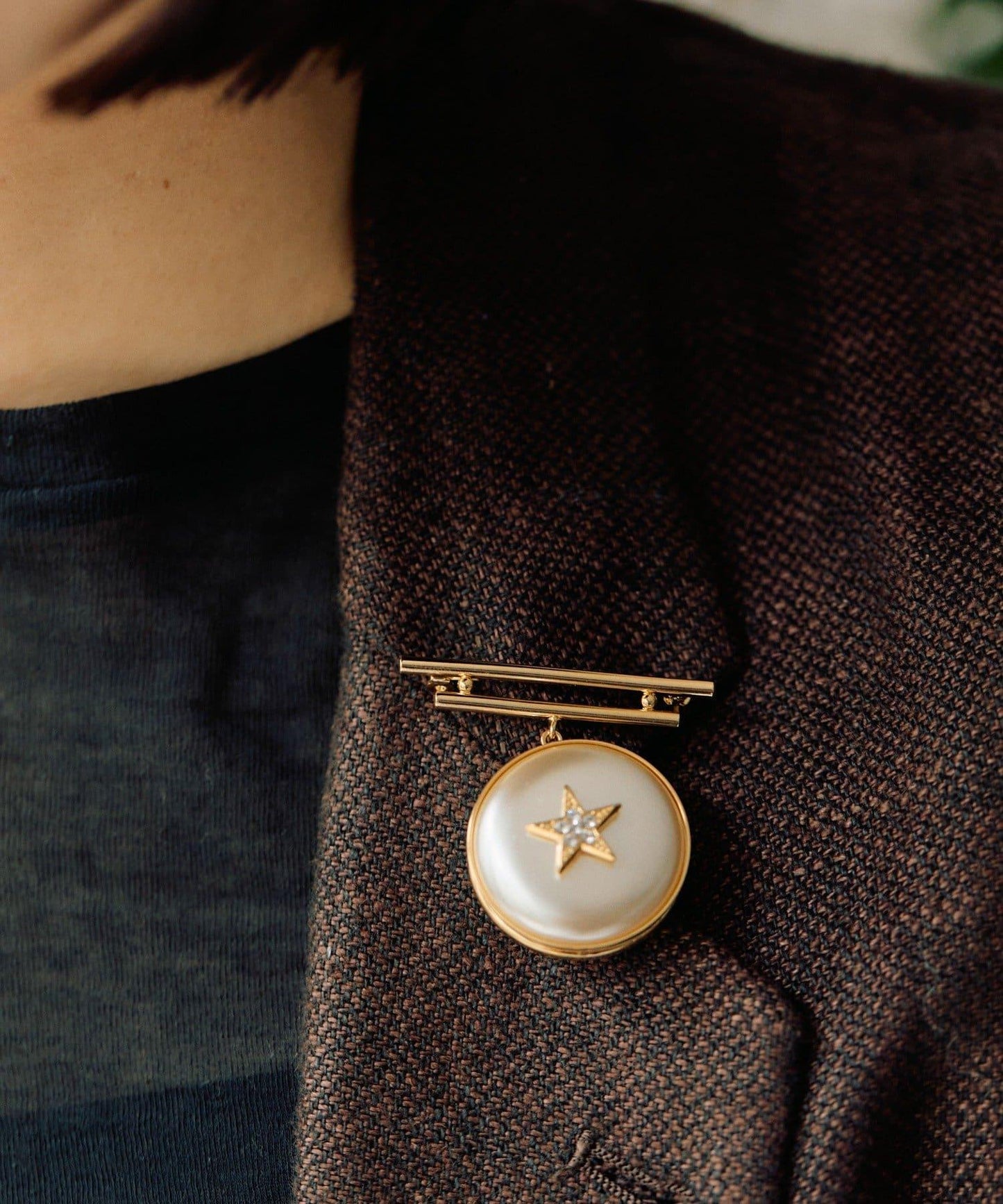 星形珍珠胸針