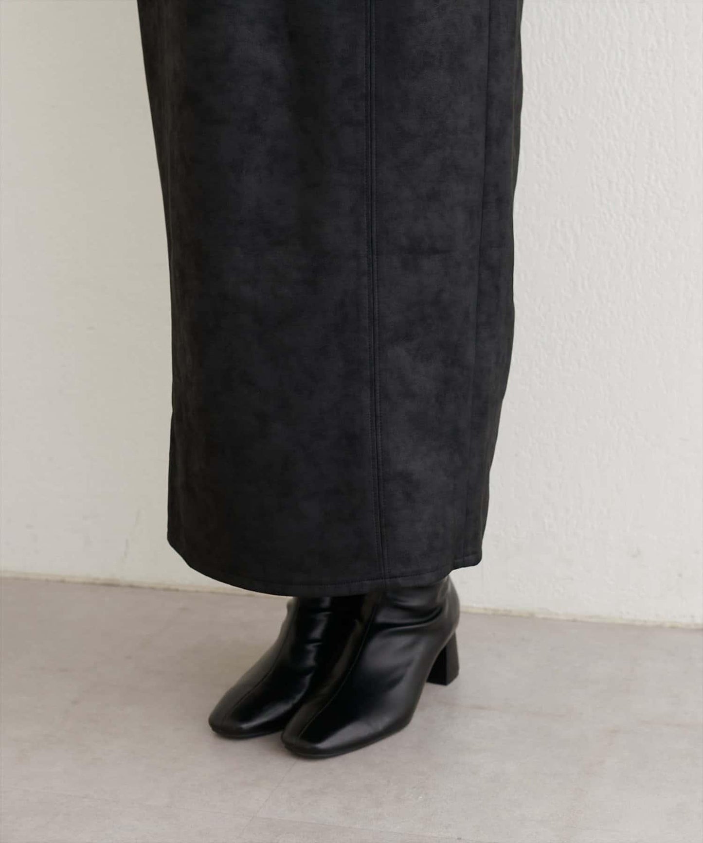 【natural couture】仿皮質針織絨面修身半身裙