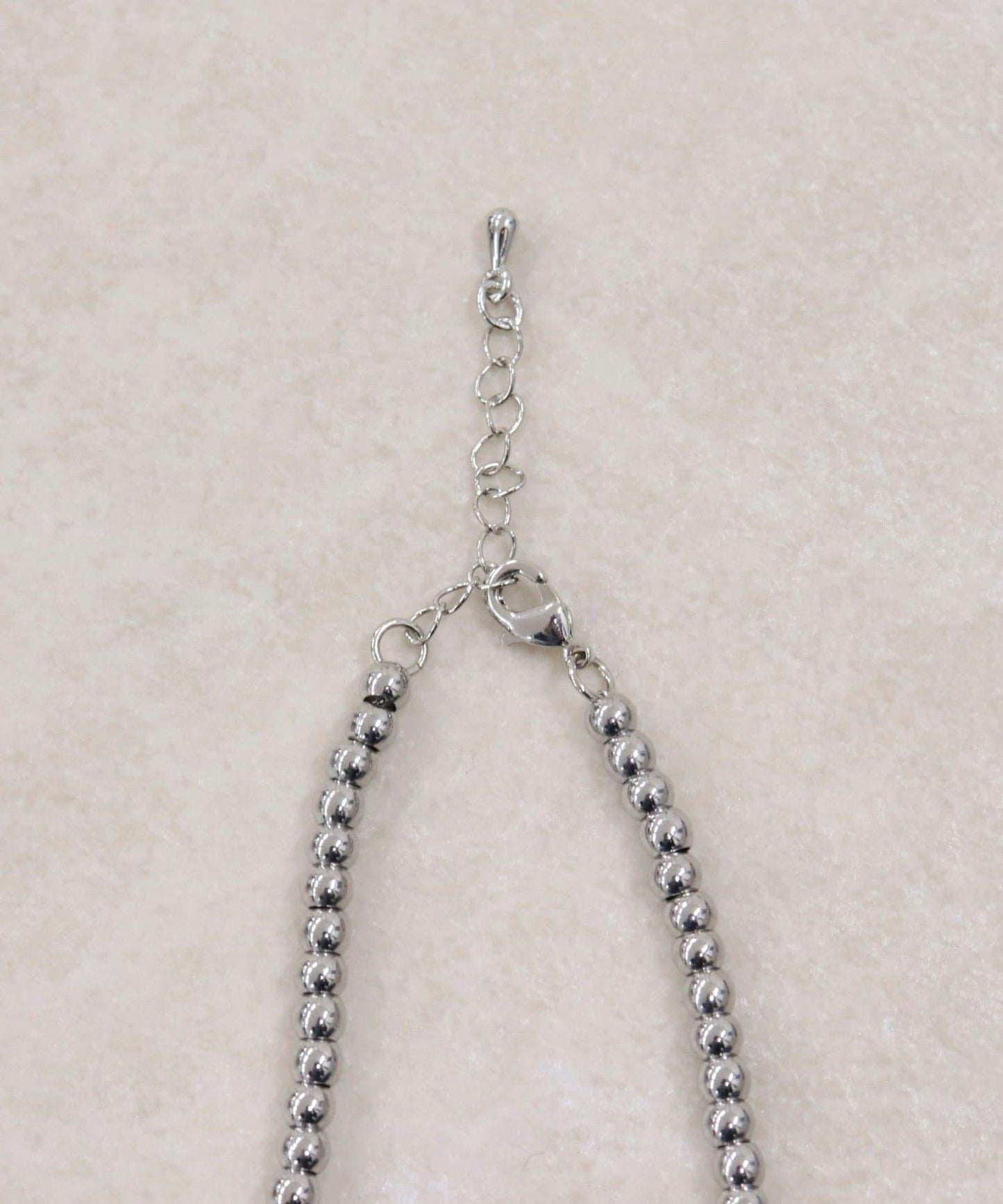 金屬珠中長項鍊