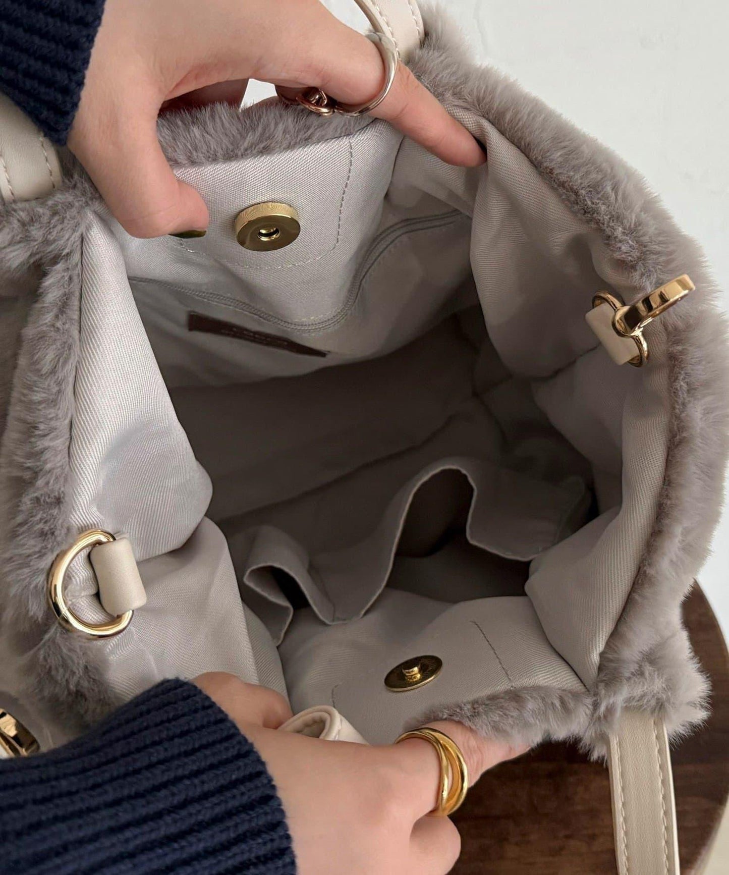 帶流蘇環保仿皮草兩用托特包