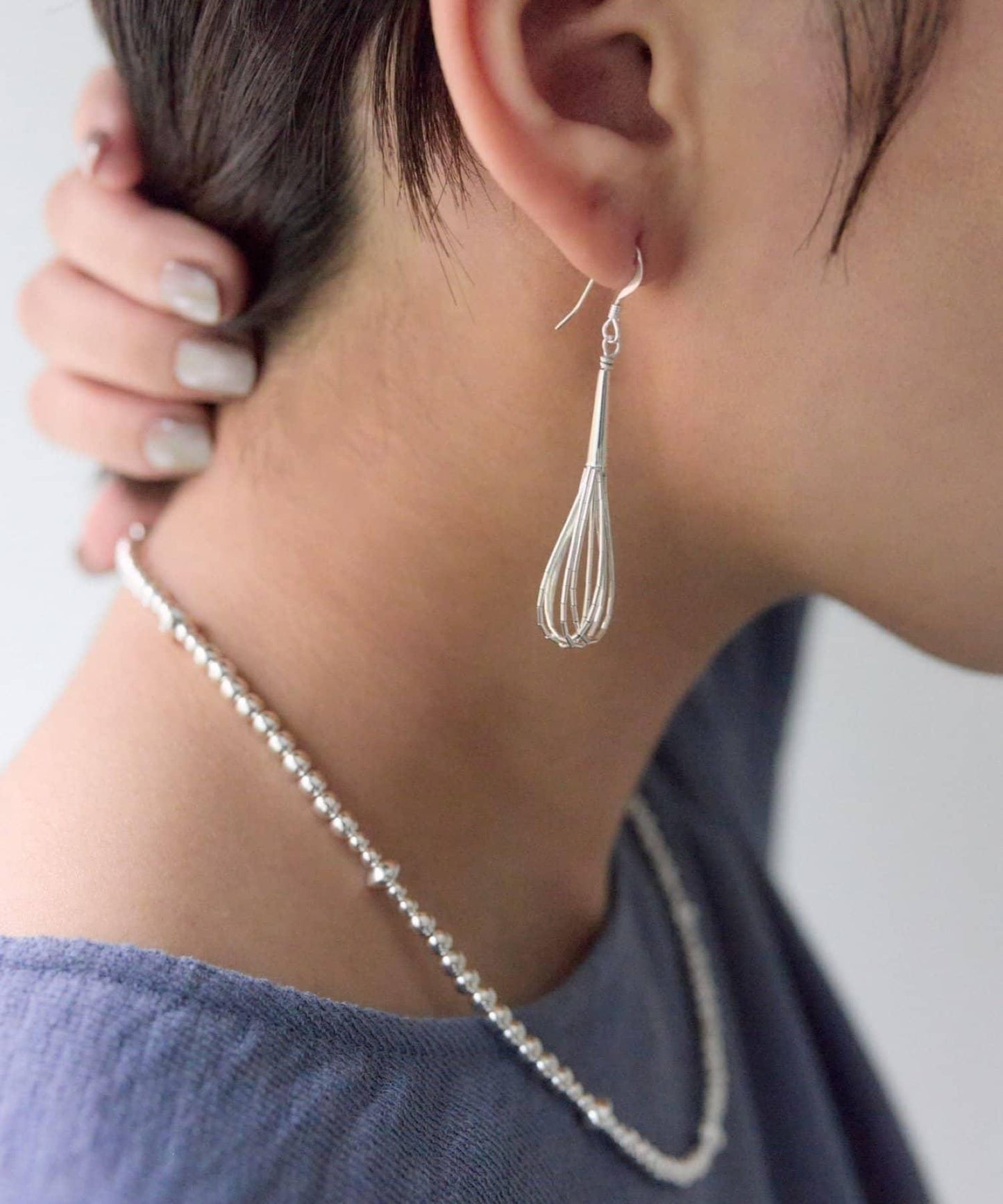 《スターリングシルバー使用》液態銀五連圈耳環