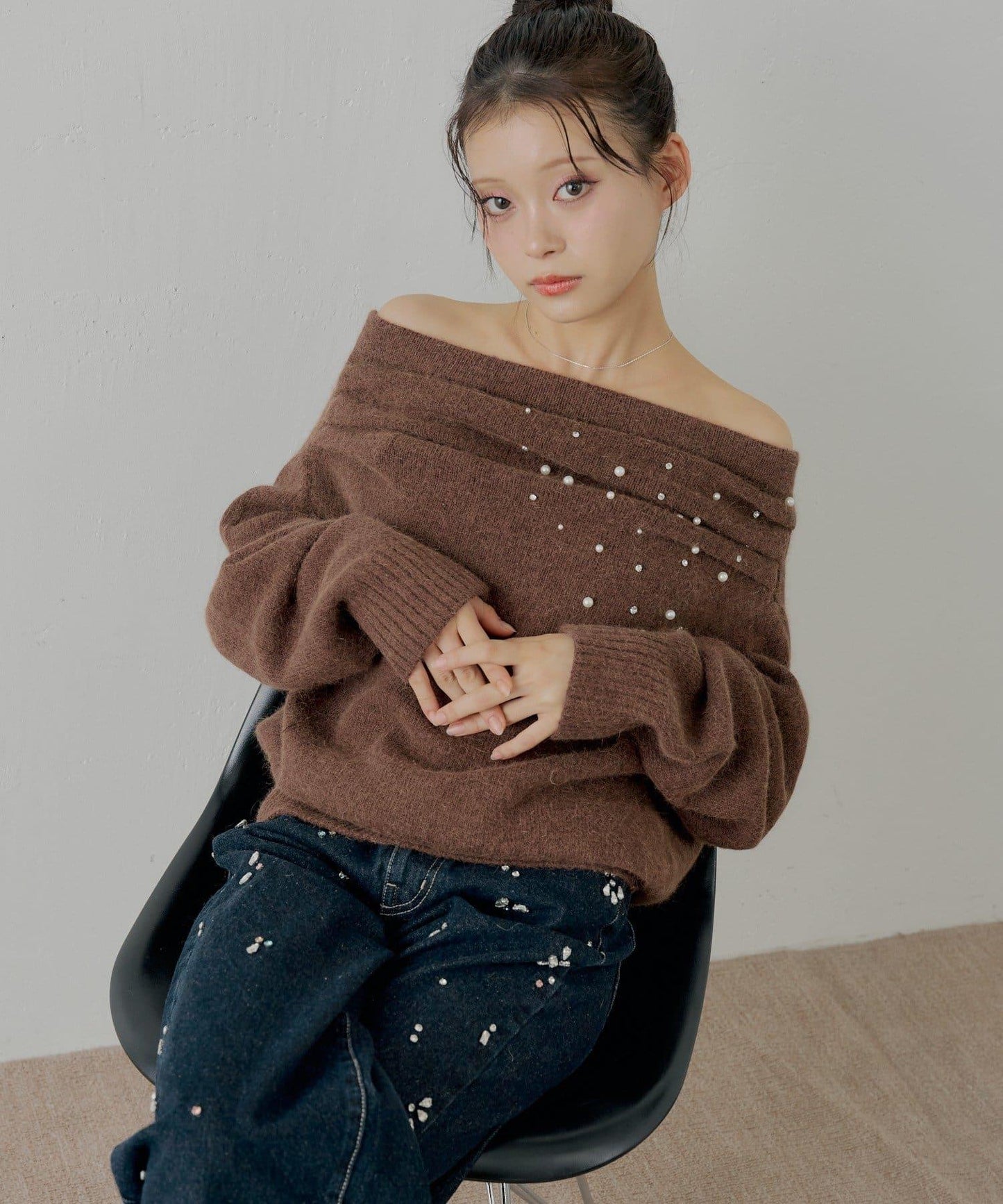 帶珠飾安哥拉羊毛一字肩針織衫