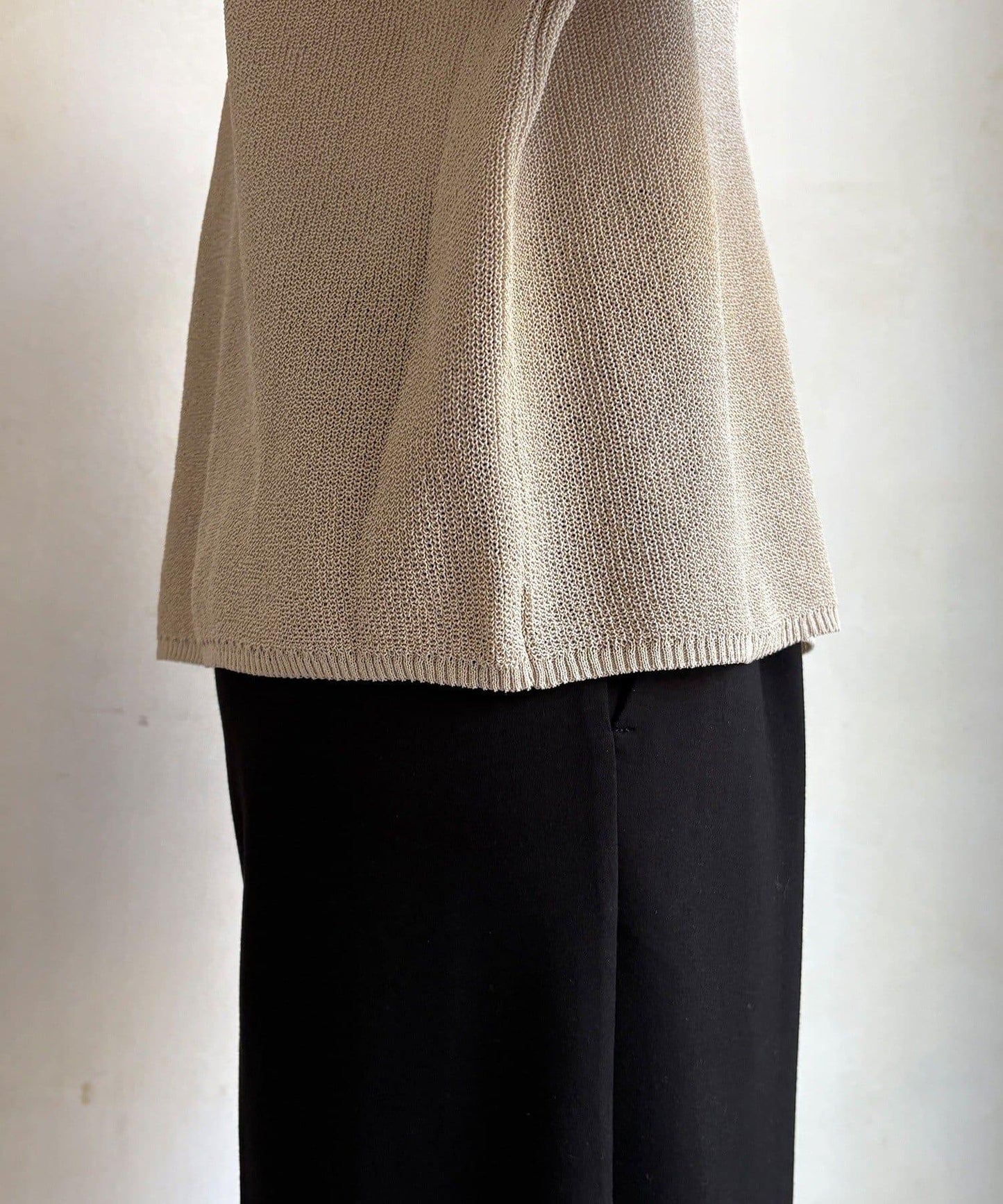 和紙質開領套頭衫