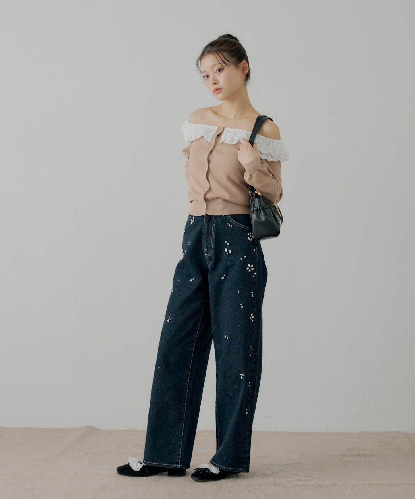 蕾絲層疊一字肩開衫