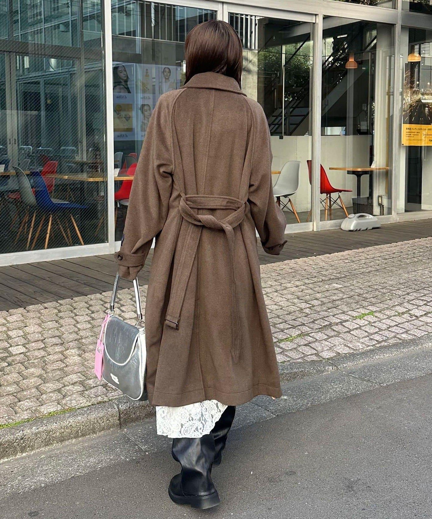 羊毛混紡繫帶單排扣大衣