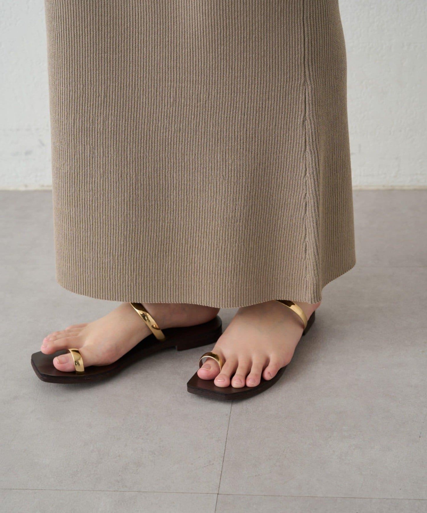 羅紋微喇針織半身裙