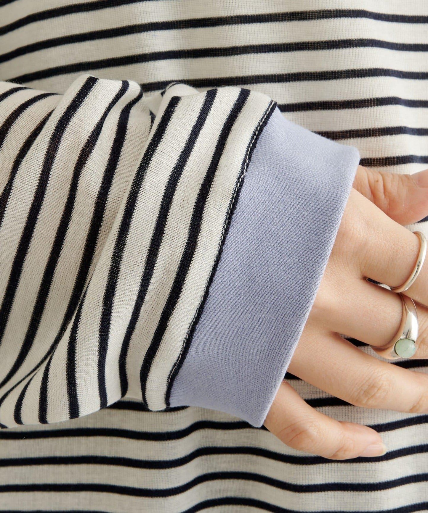 條紋一字肩長袖T恤