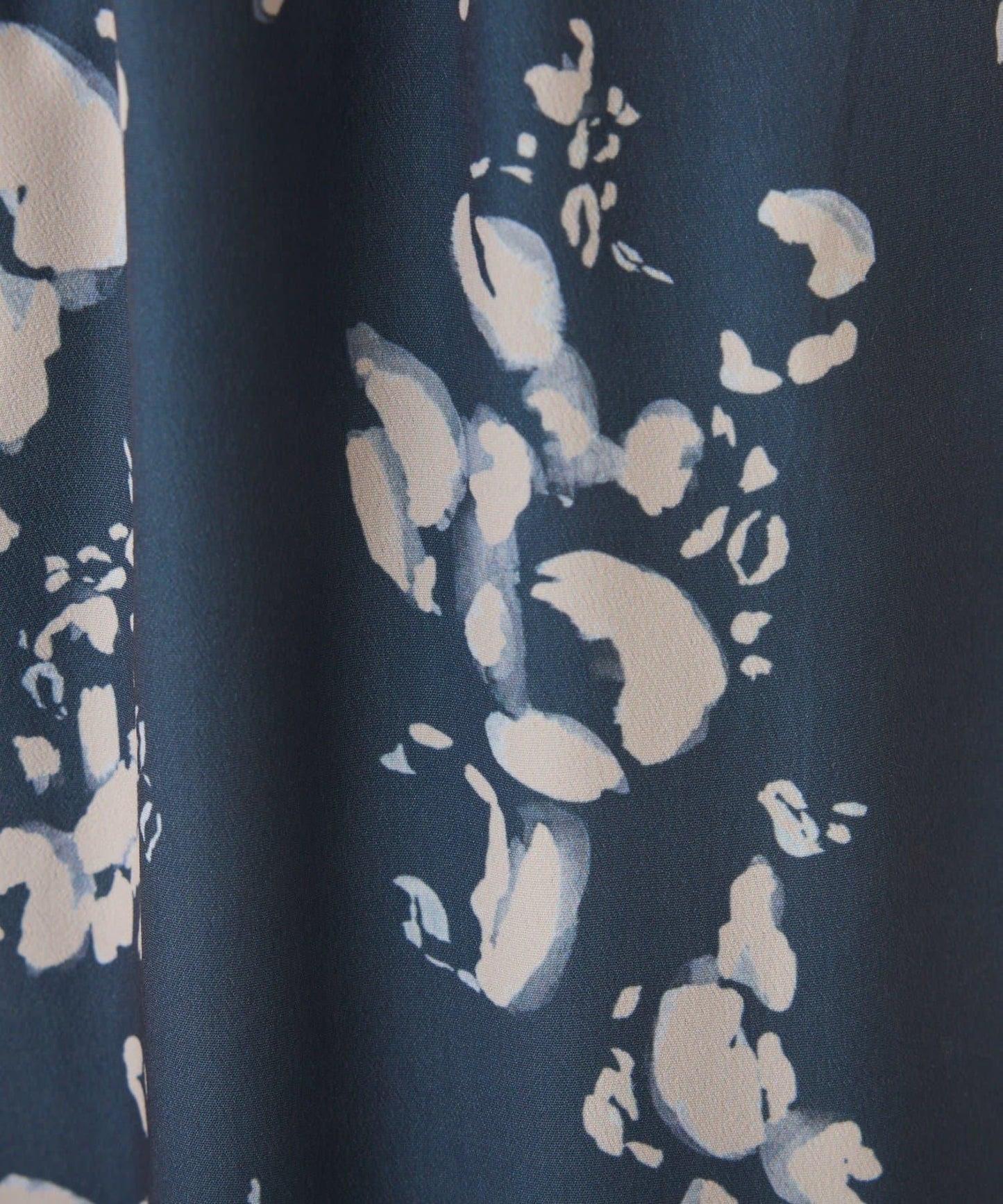 微妙花紋休閒褲