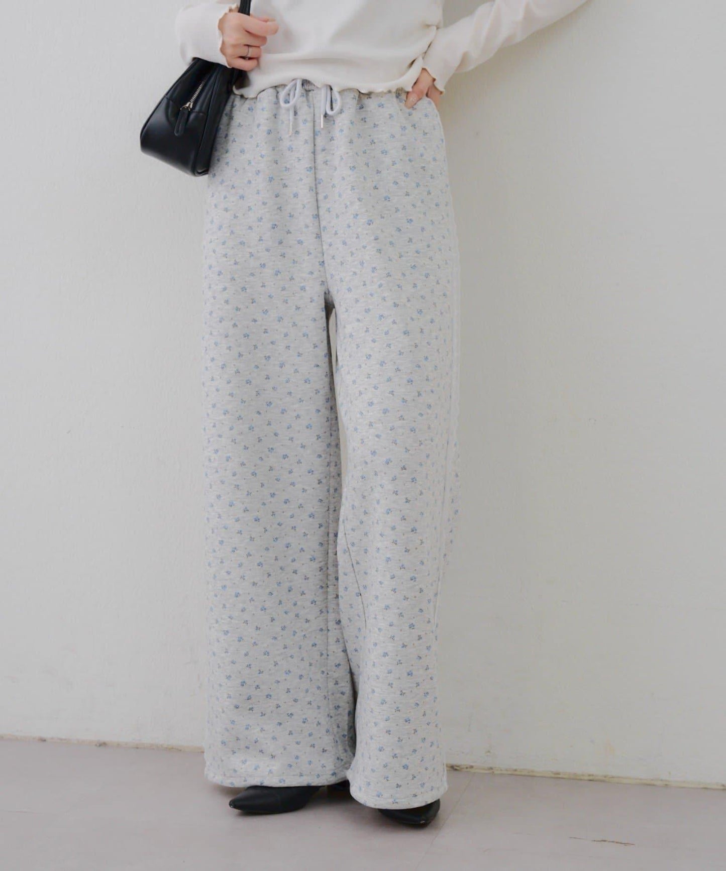 【2026春夏】側邊蕾絲休閒褲