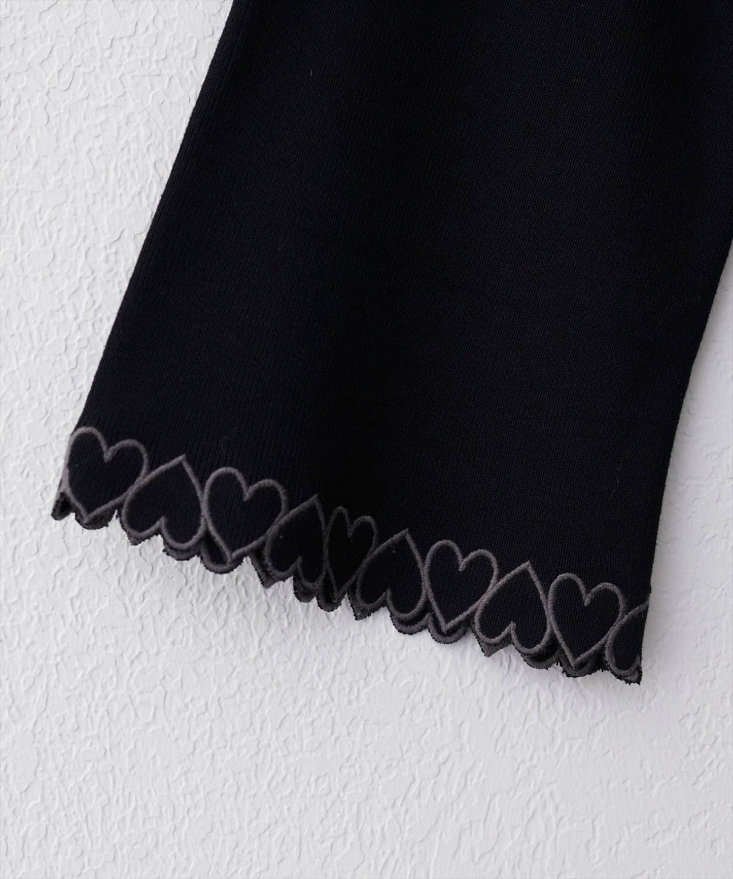 愛心袖短款針織套頭衫