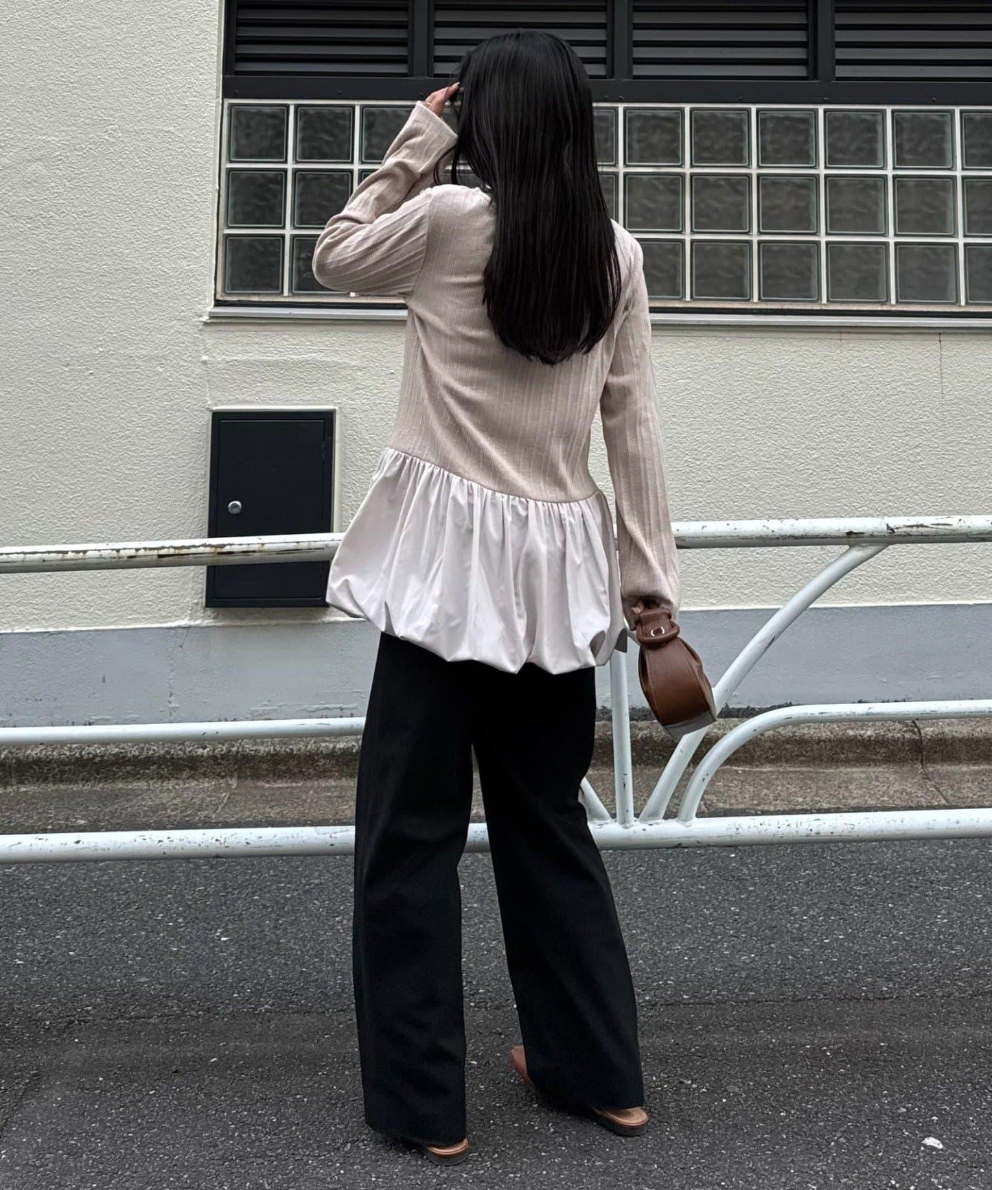 下襬氣球隨機羅紋上衣