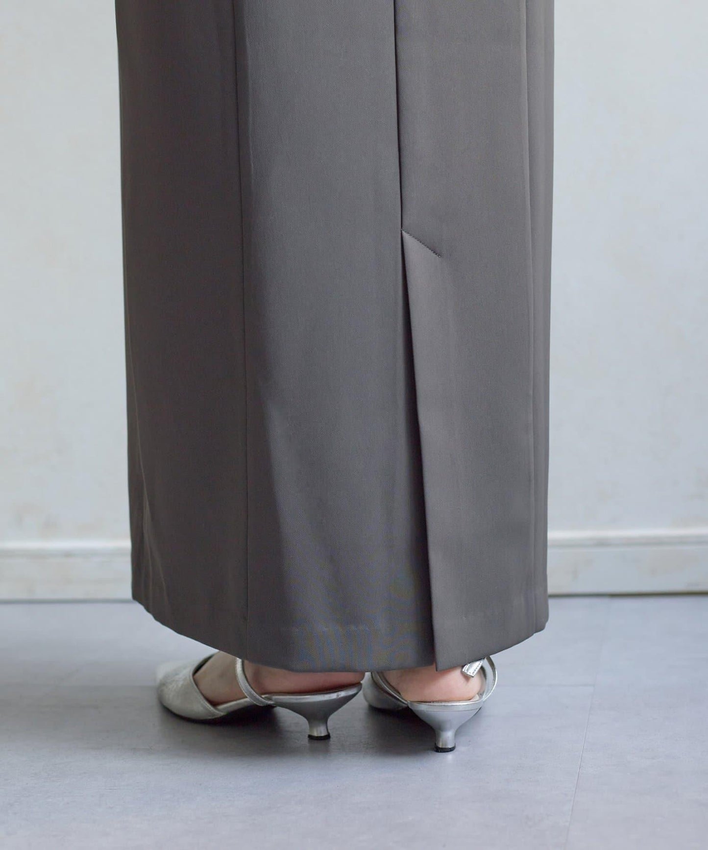 網紗荷葉邊小披肩 + 窄版吊帶連衣裙套裝