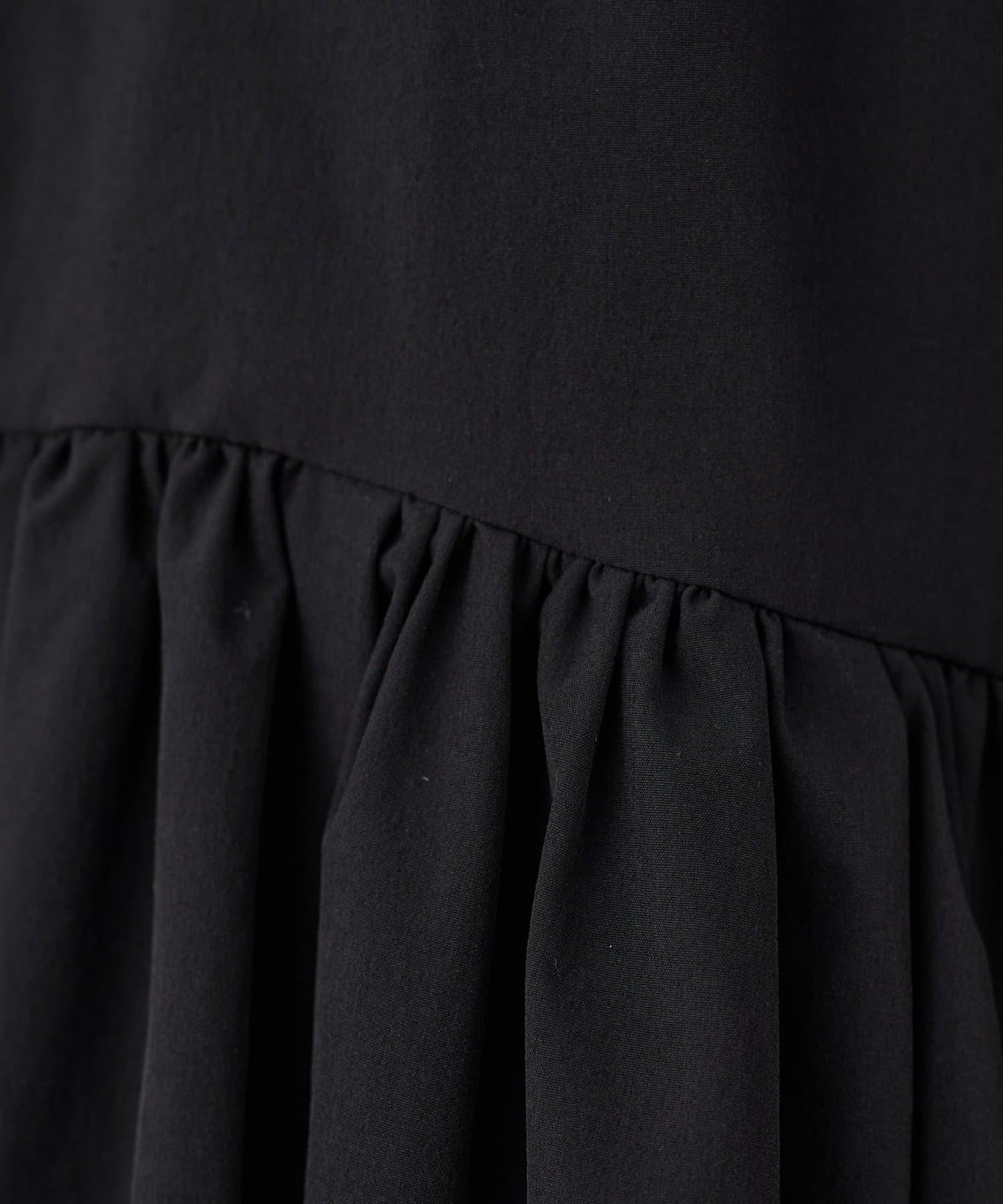 蓬紗荷葉邊設計 夾克外套