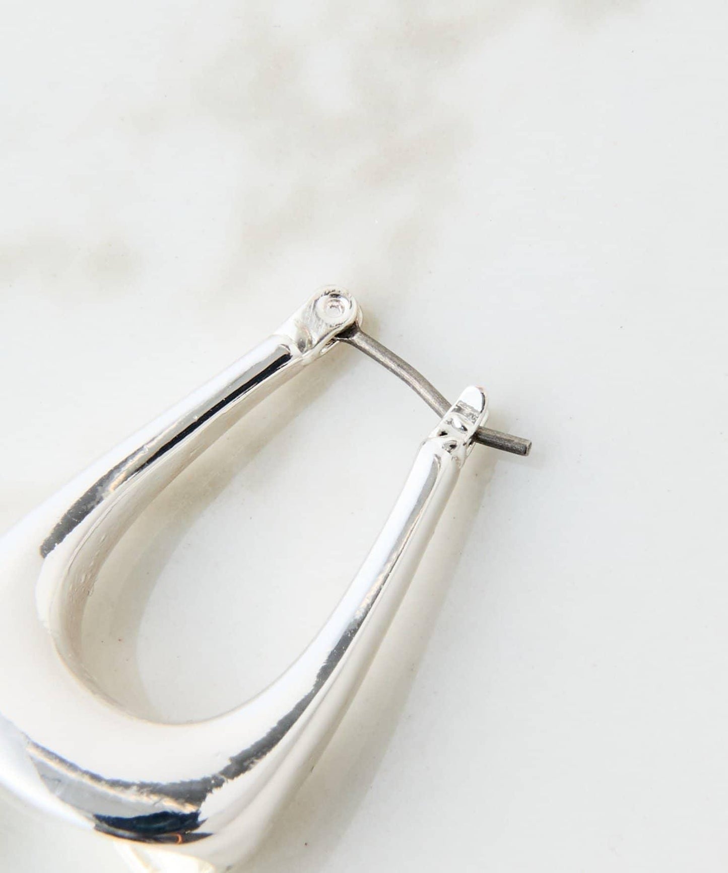 PAPILLONNER/パピヨネ 透明圓形耳環