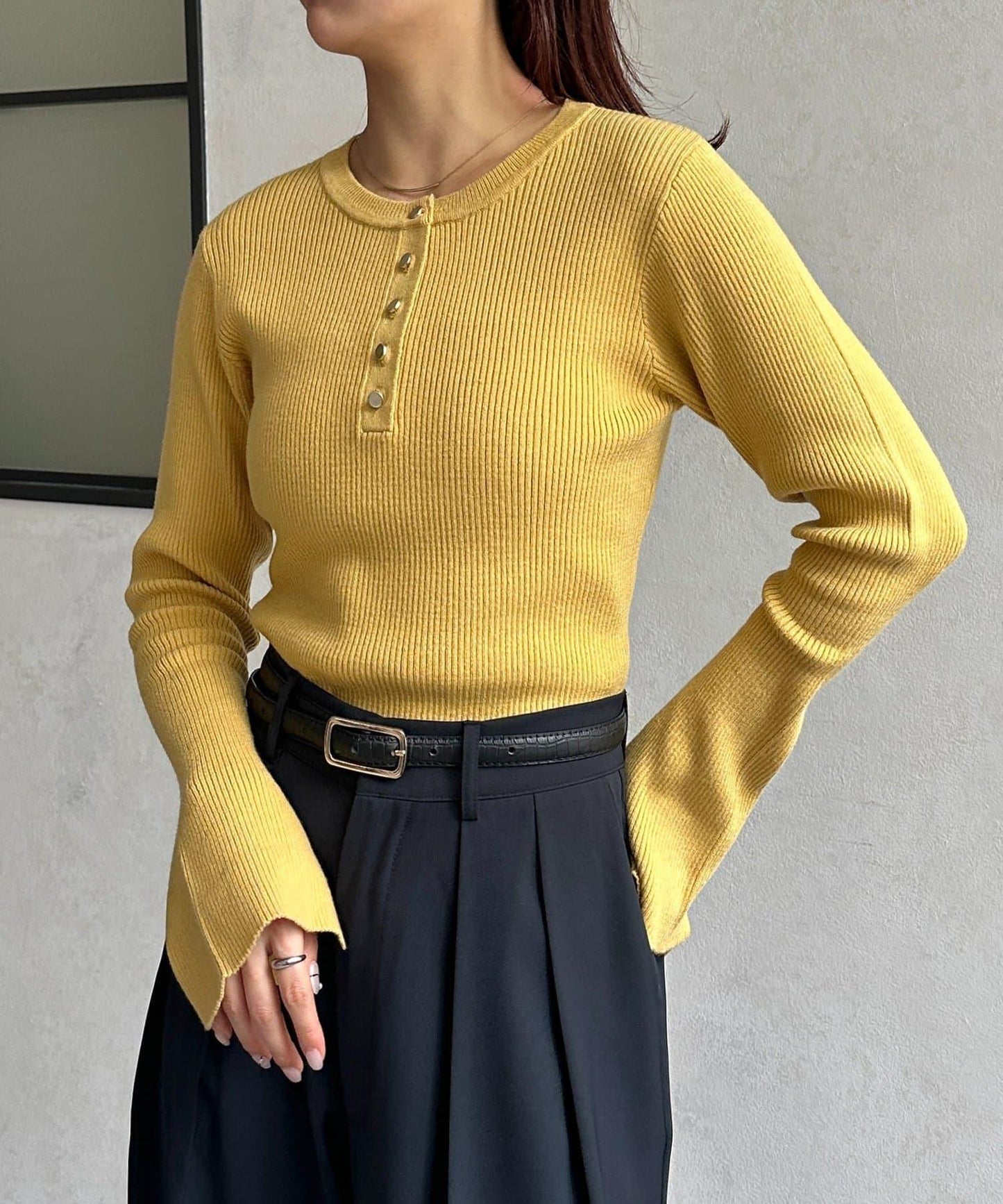 亨利領喇叭袖羅紋針織上衣