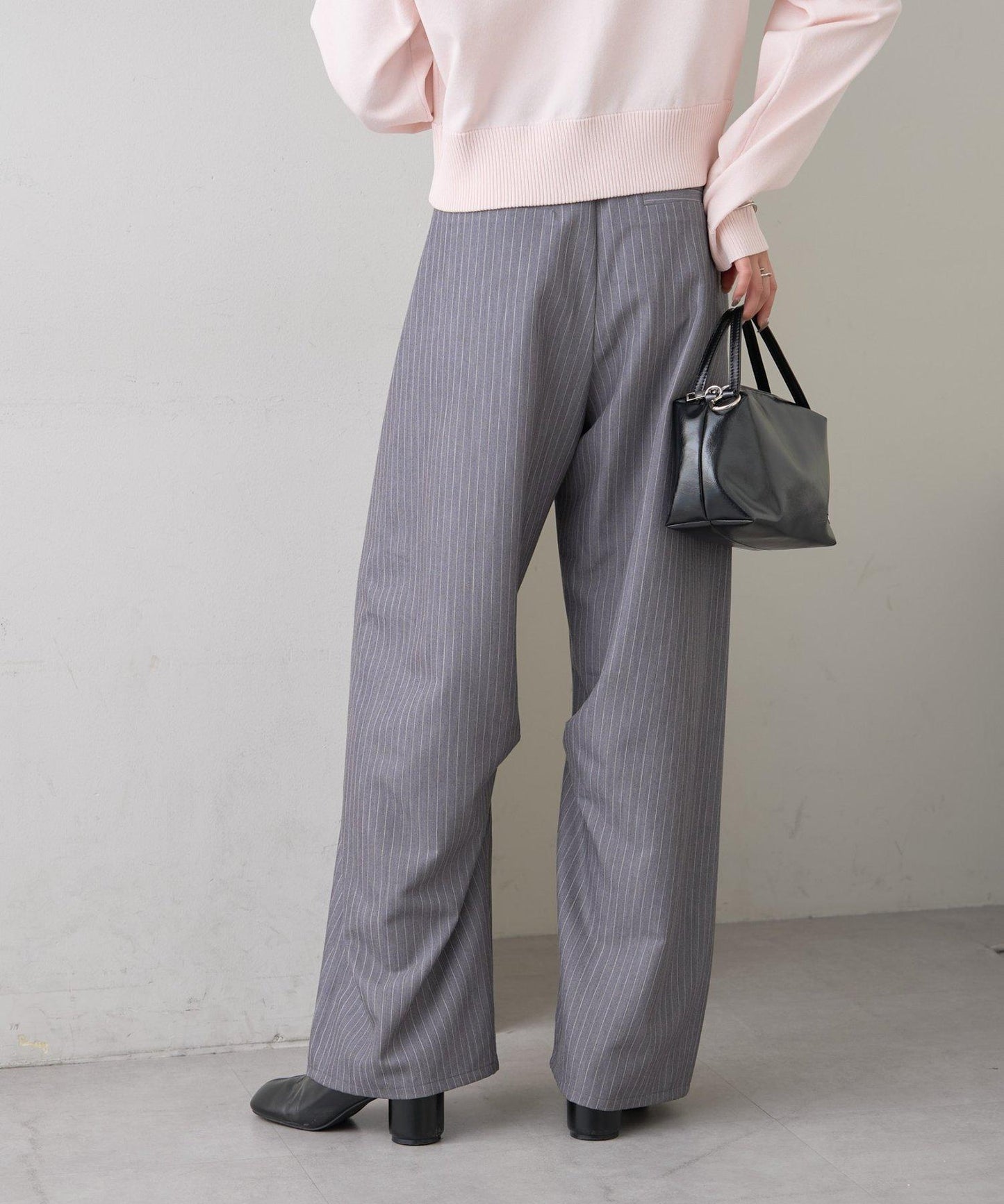 寬領設計 清透紐扣 針織開衫